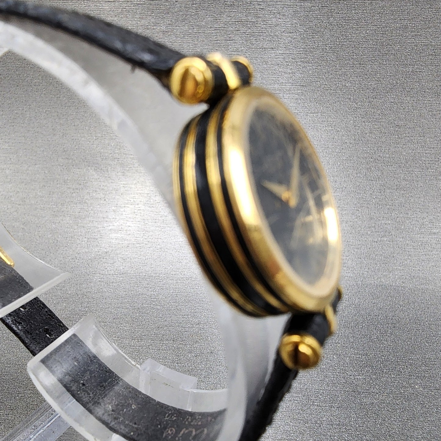 Gucci 2000L Watch Women 21mm Black Dial Gold Tone Round VTG New Battery