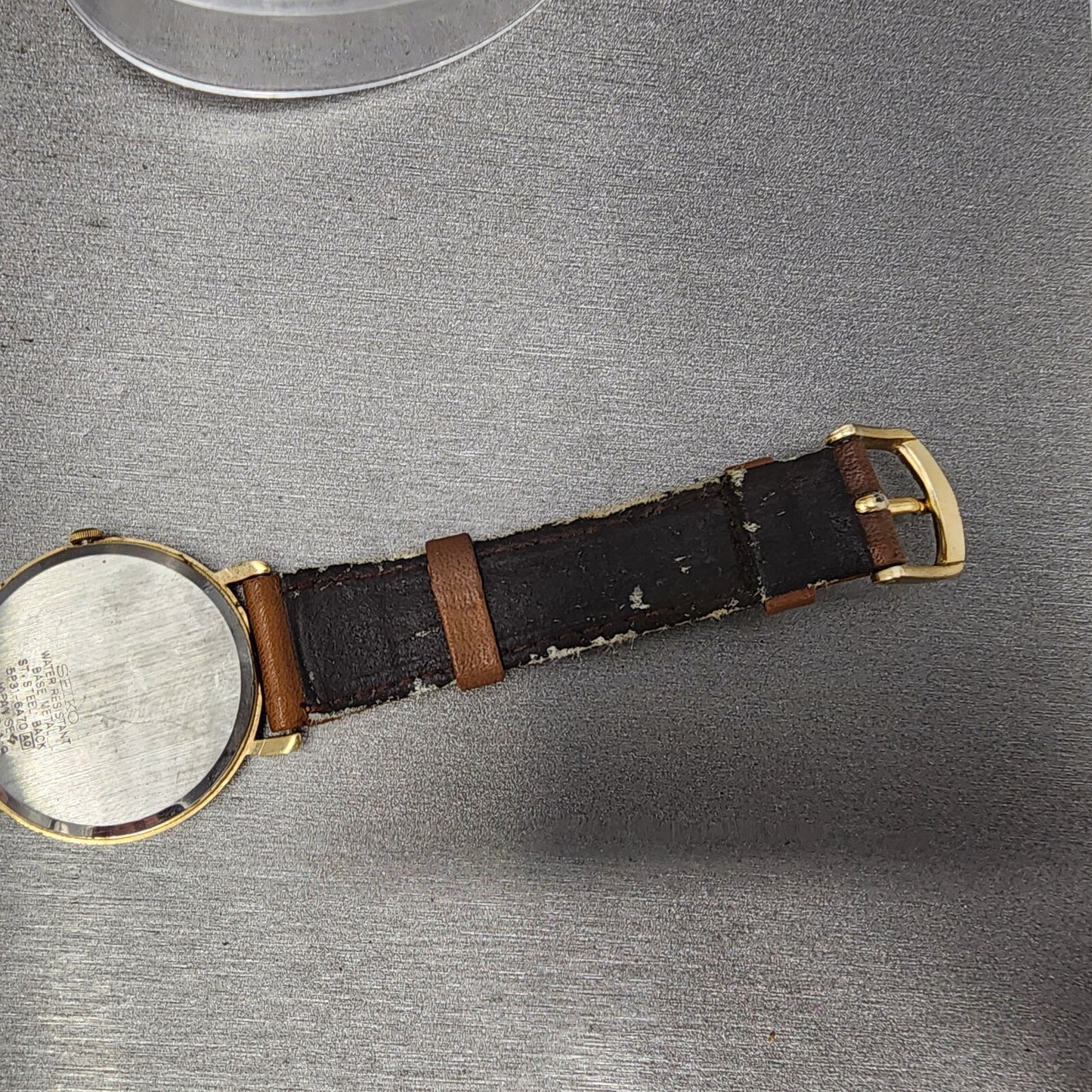 Seiko Avenue Watch Men 32mm White Dial Gold Tone Round 5P31-6A70 New Battery