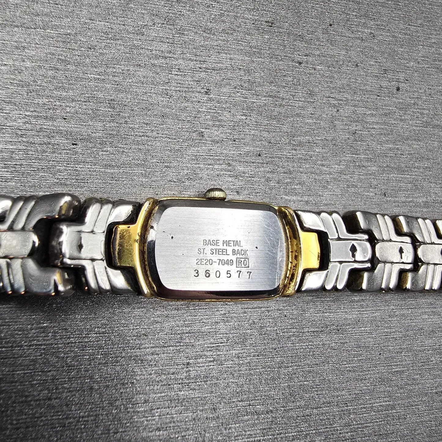 Seiko Watch Women 13mm MOP Dial Two Tone Rectangle 2E20-7049 New Battery Vintage10