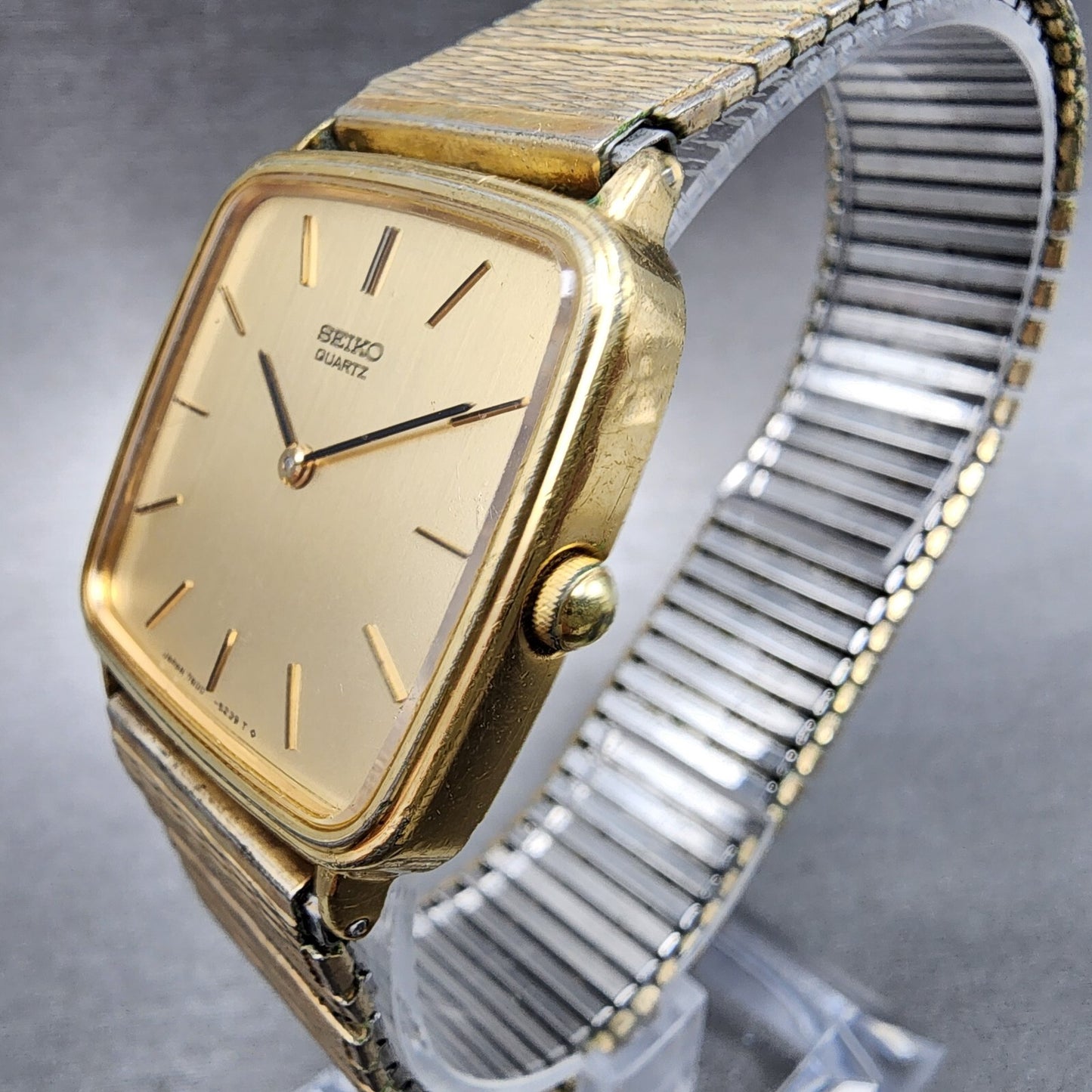 Seiko Watch Men 29mm Champagne Dial Gold Tone Square 7800-5239 New Battery