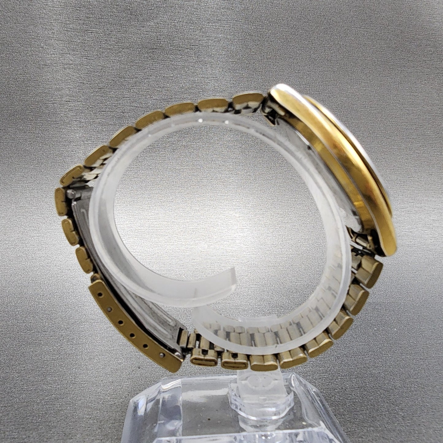 Seiko SQ Watch Men 37mm Gold Dial Gold Tone Daydate 5y23-8189 New Battery