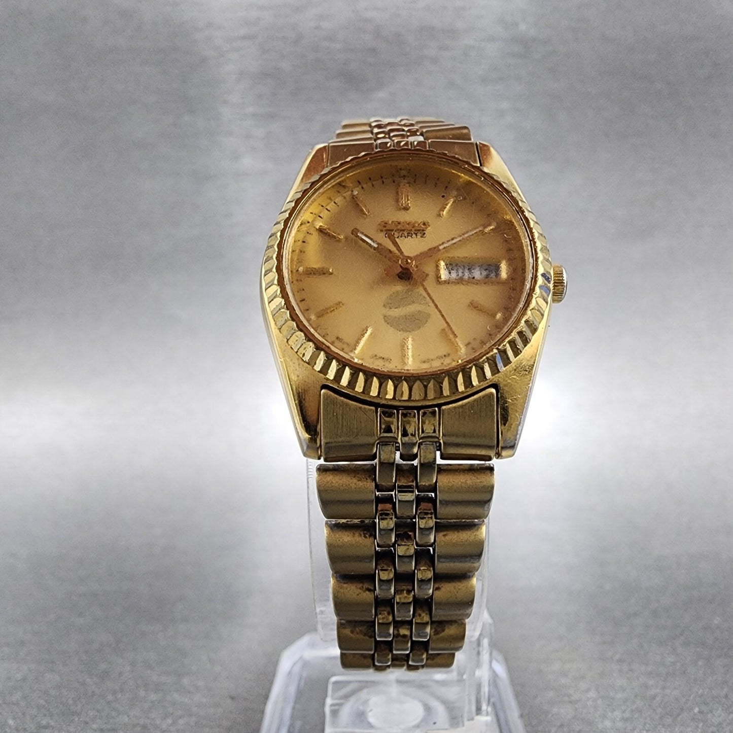 Seiko Watch Women 24mm Gold Dial Gold Tone Daydate Round 7N83-0041 New Battery