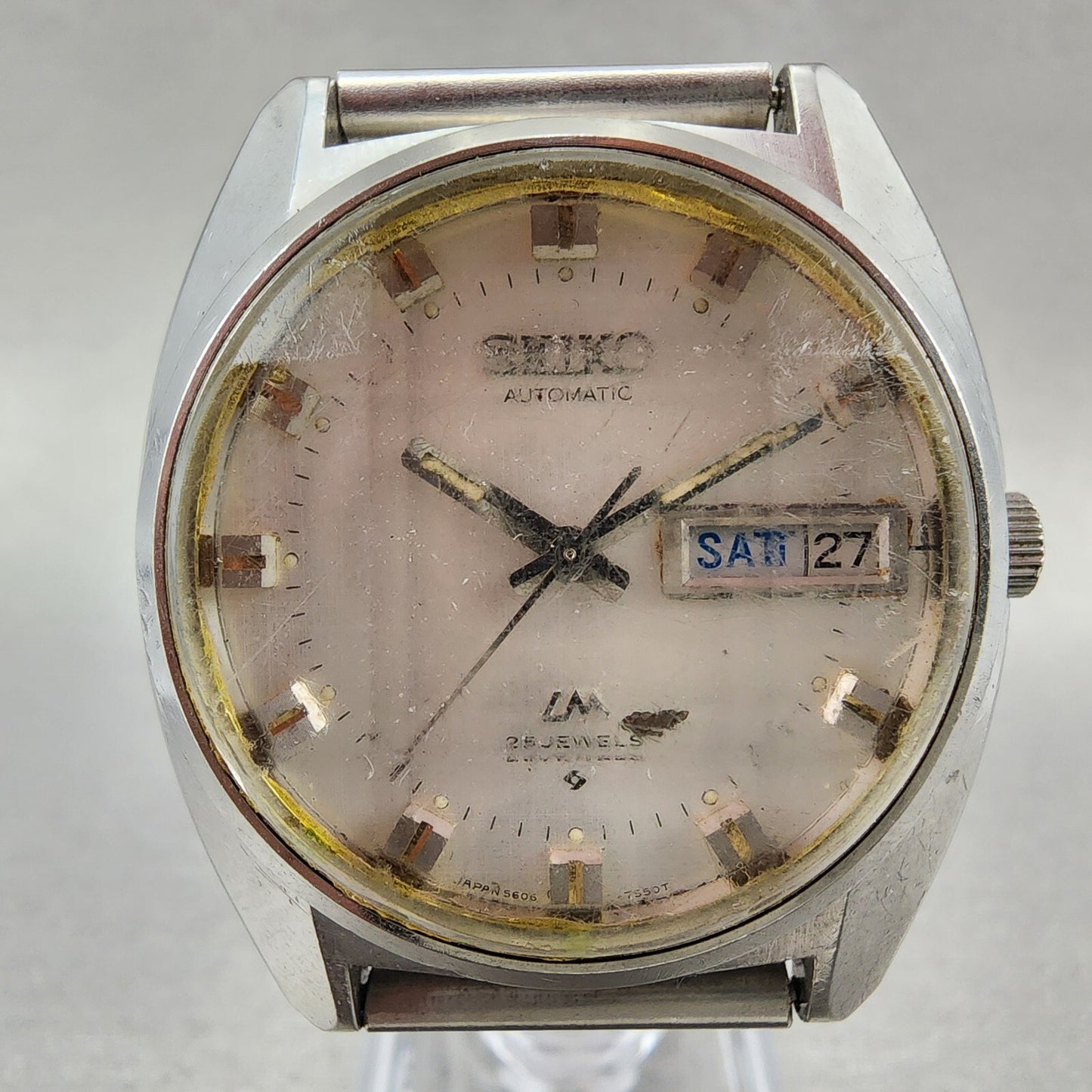 Seiko Lord Matic Watch Men 36mm Silver Dial Silver Tone Daydate 5606-7230 Runs