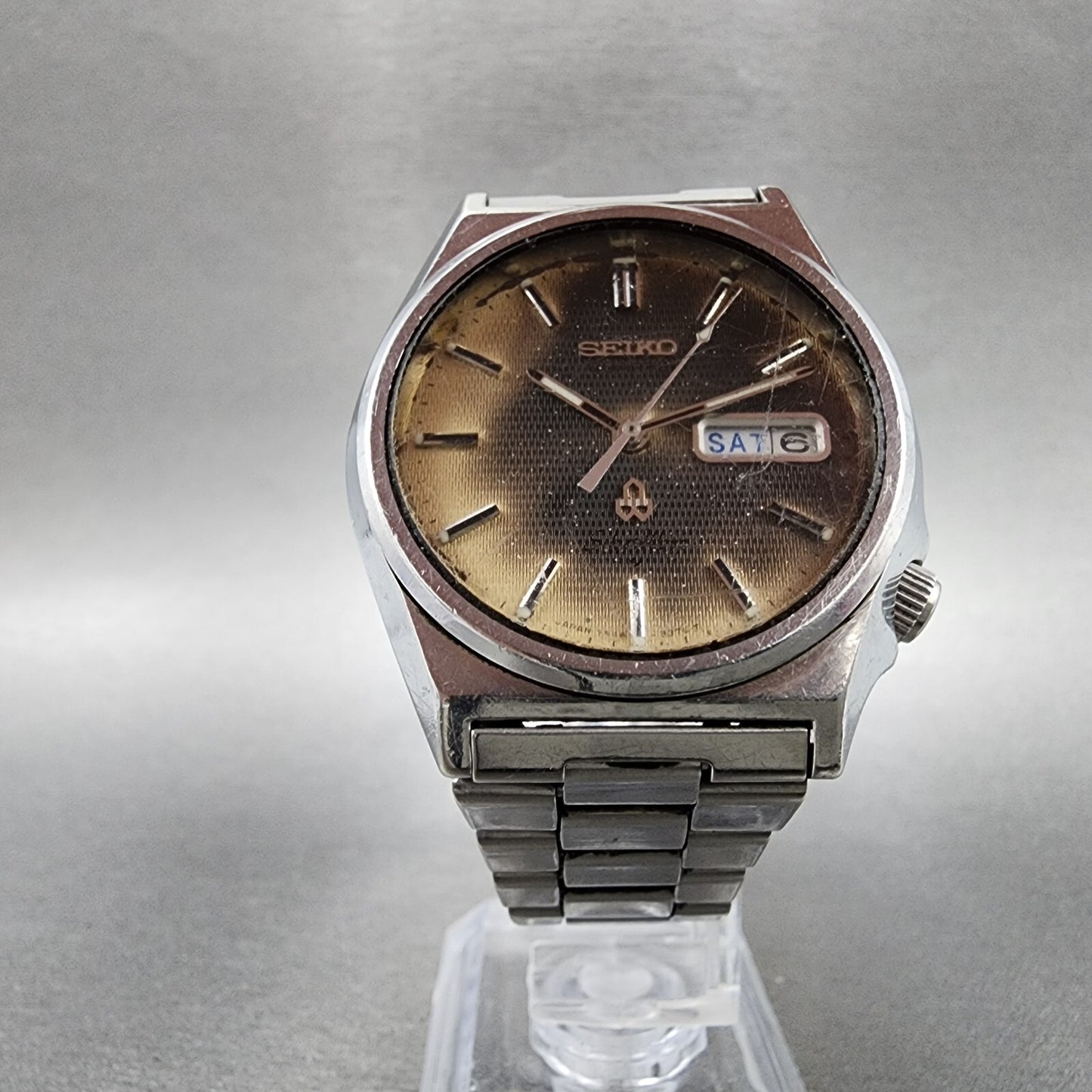 Seiko Silverwave 36mm watch Men Cream Dial Silver Tone Daydate 7546-8340 New Bat