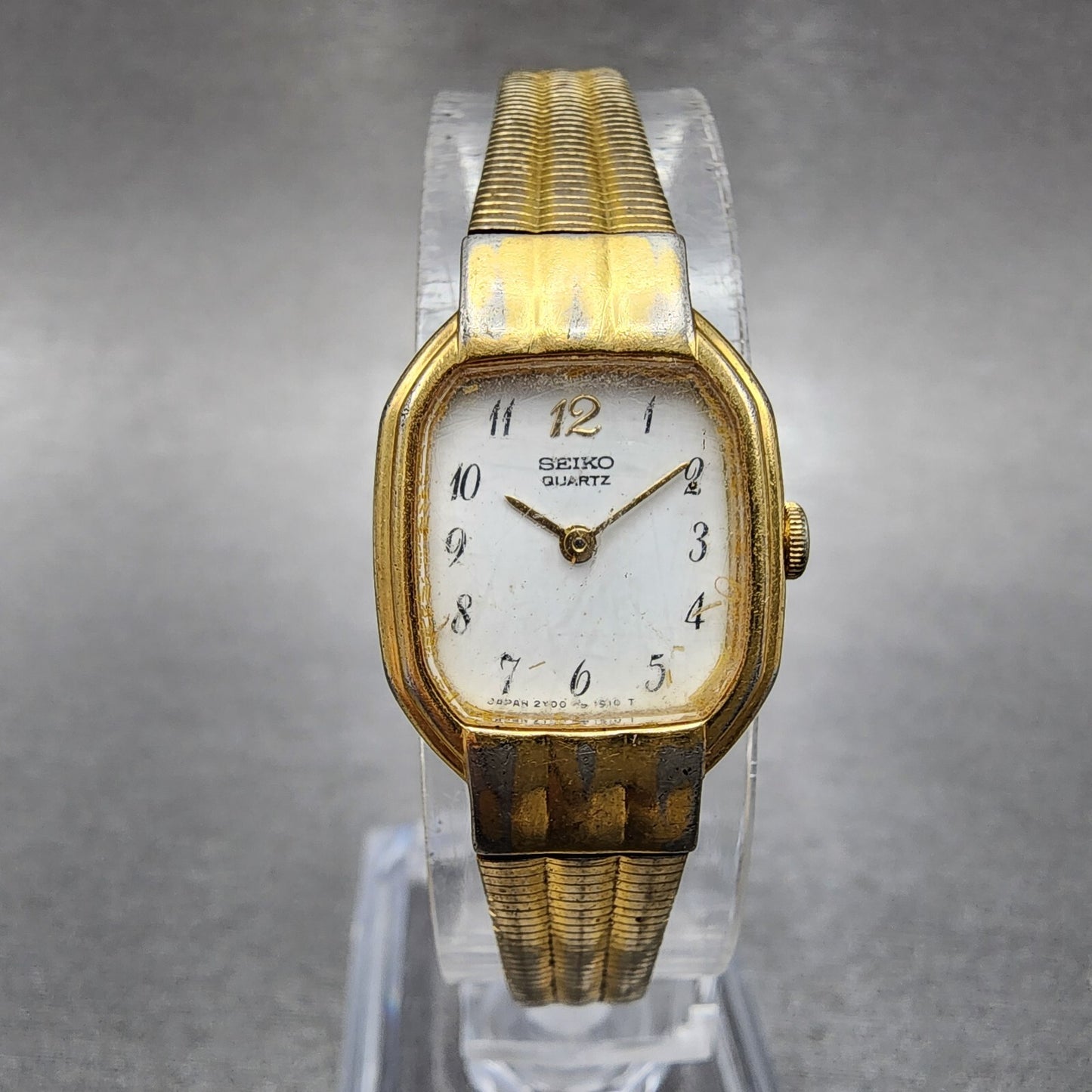 Seiko Watch Women 17mm White Dial Gold Tone Rectangle 2y00-5439 New Battery