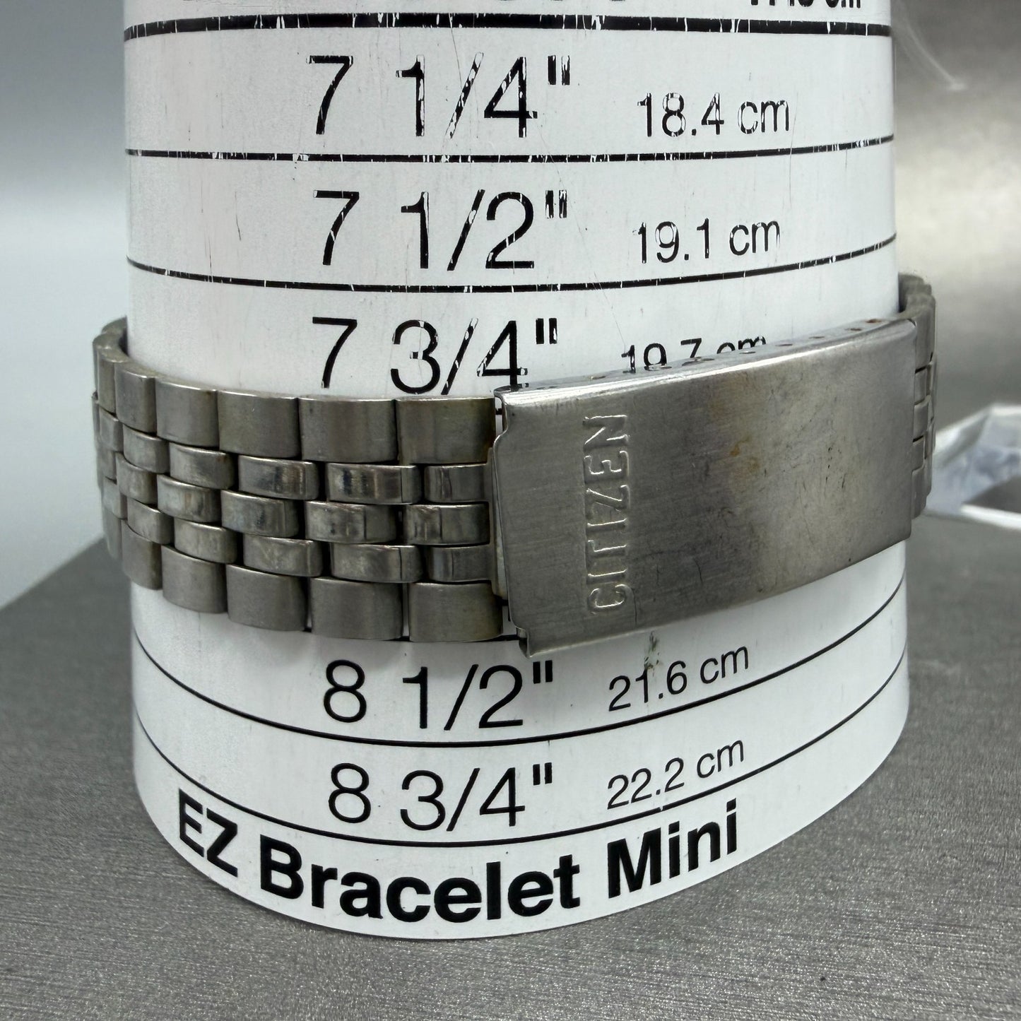 Citizen CQ Watch Men 36mm White Dial Silver Tone Round 1220 New Battery VTG10