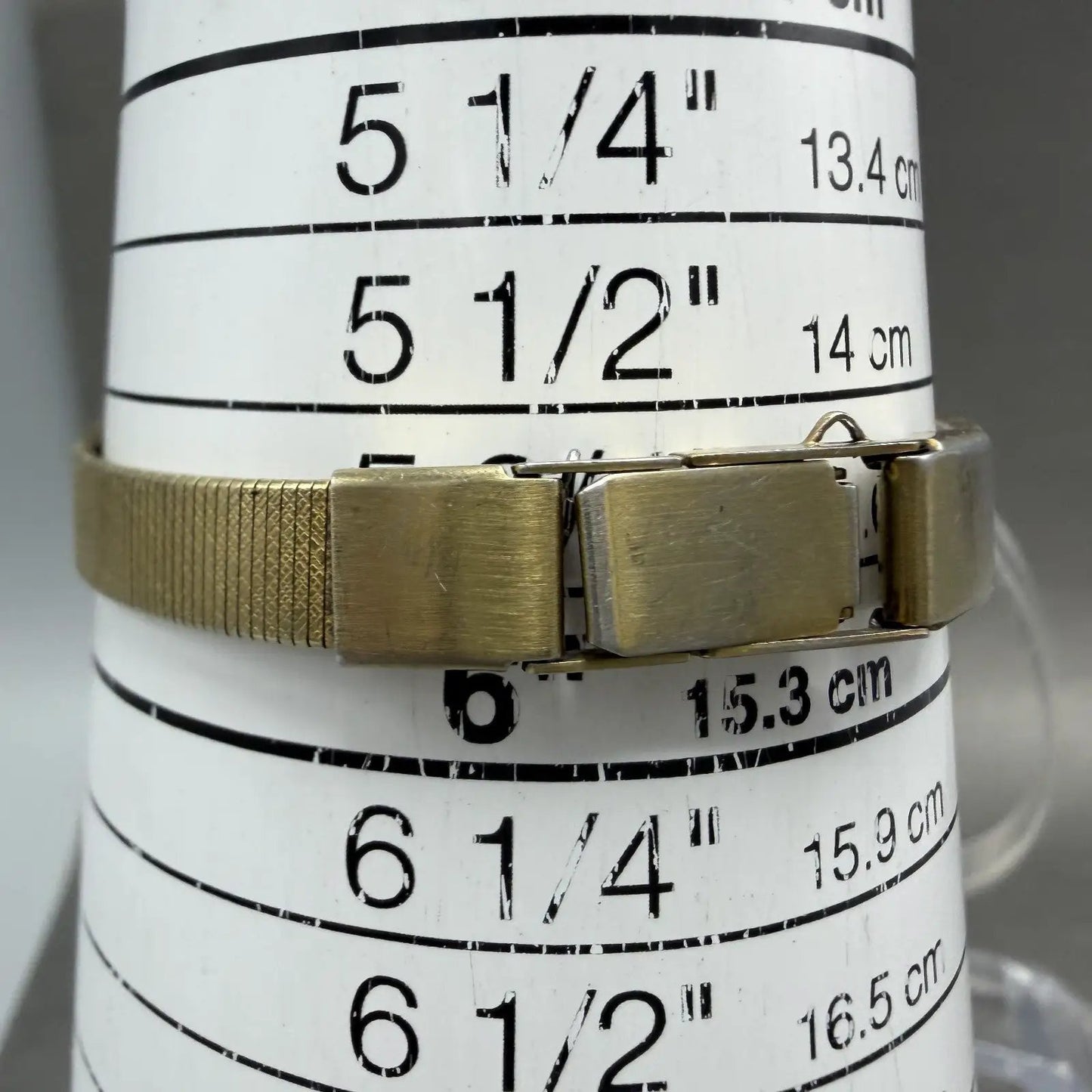 Seiko watch Women 13mm White Dial Gold Tone Rectangle 2e20-6139 New Battery9