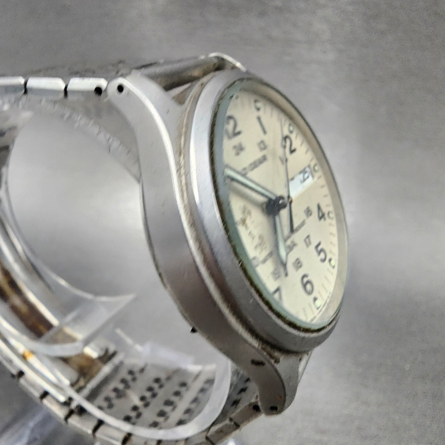 Seiko ALBA Field Gear Watch Men 35mm Cream Dial Silver Daydate V743-8000 PARTS