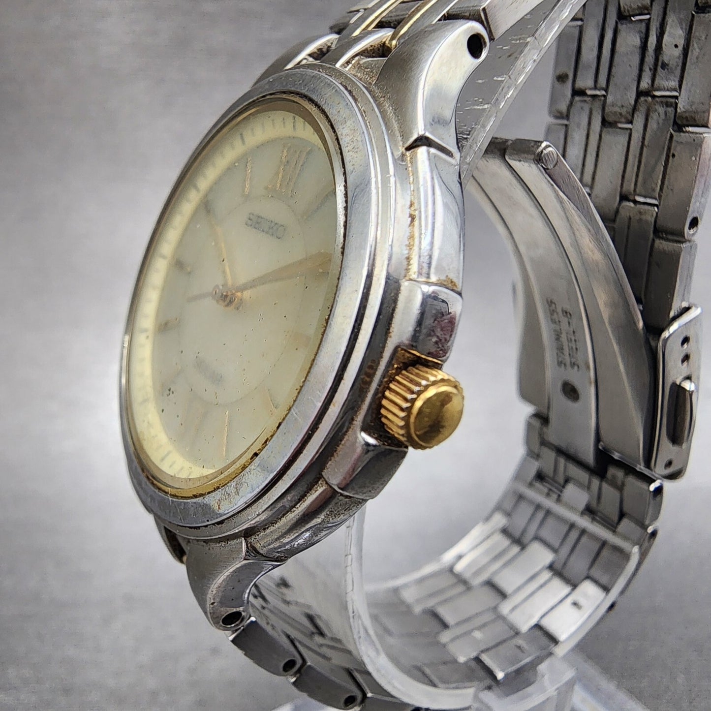 Seiko Solar Watch Men 35mm Champagne Dial Two Tone Round V181-0AK0 Runs