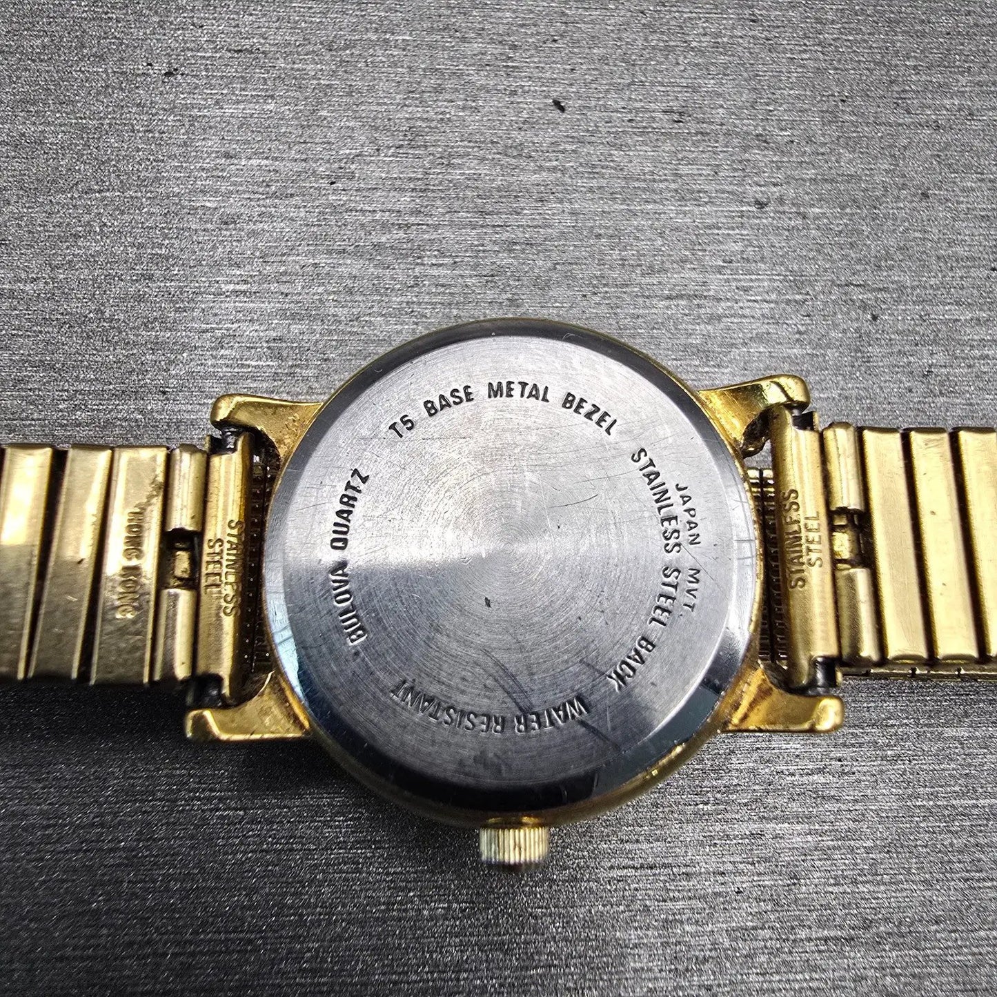 Bulova Watch Women 24mm White Dial Gold Tone Date Round 97M14 New Battery10