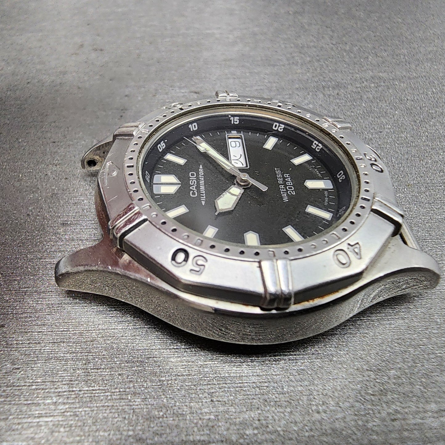Casio Illuminator Diver Watch Men 38mm Black Dial Silver Ton Daydate MD-782 PART
