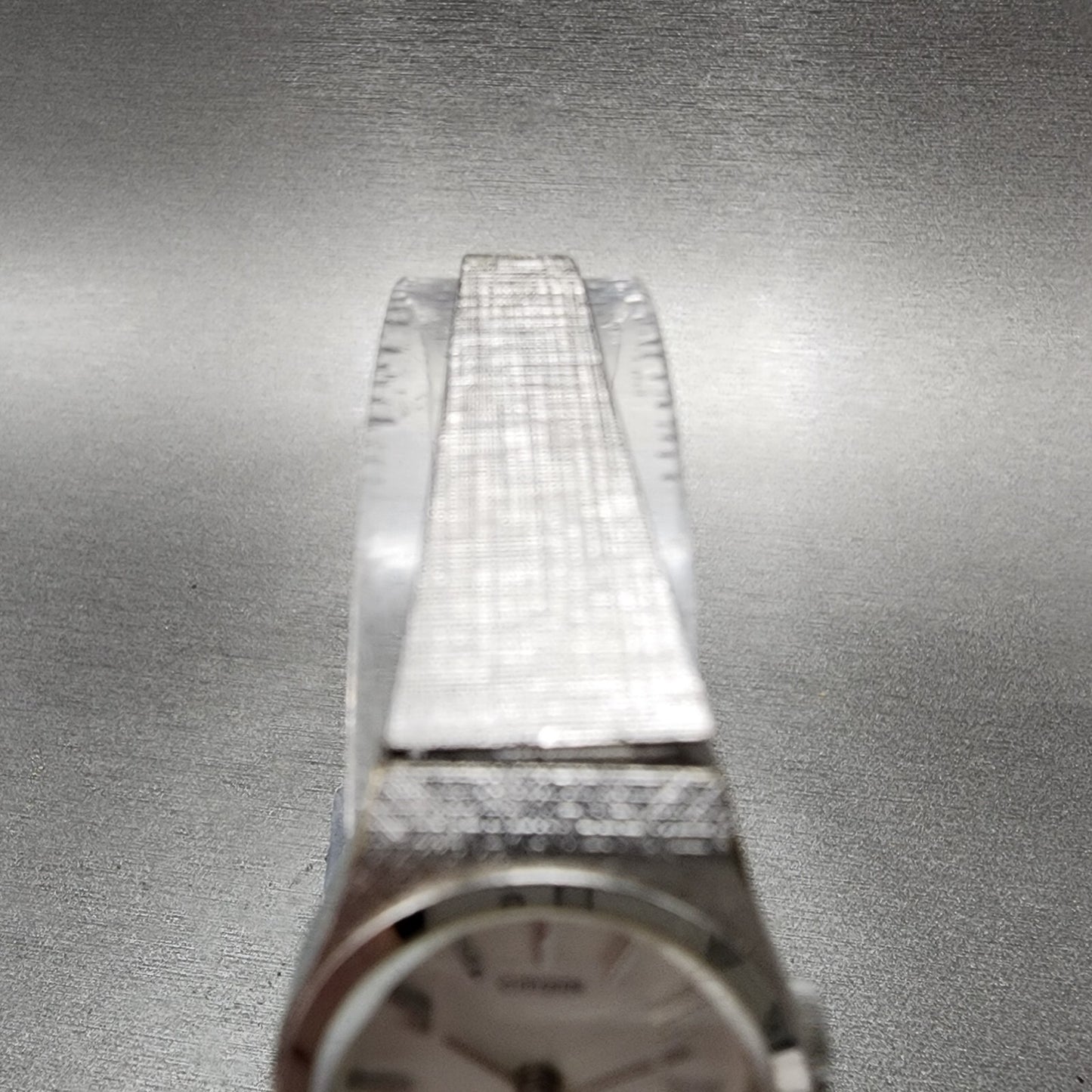 Citizen Watch Women 20mm White Dial Silver Tone Manual Round 4-675452