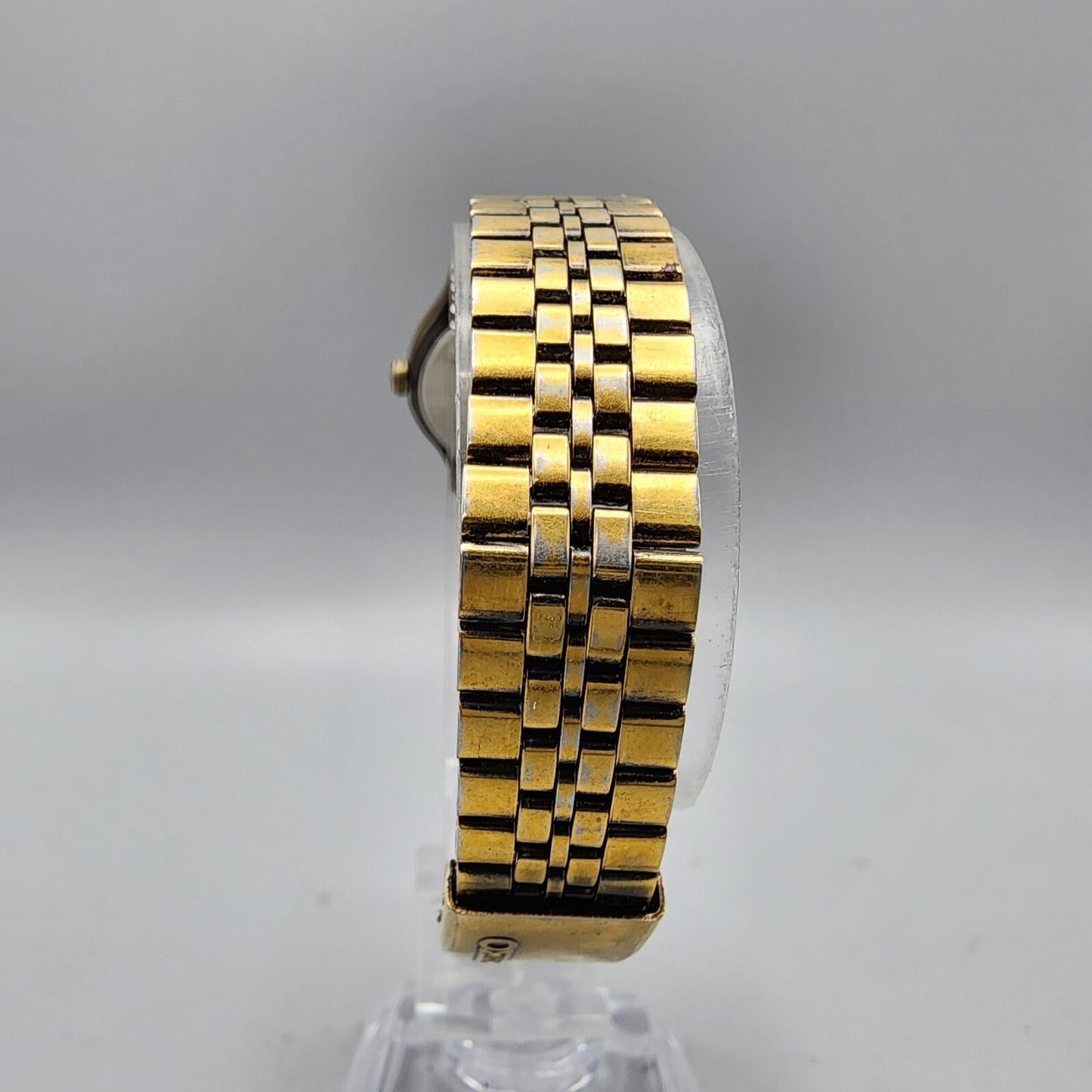Seiko Avenue Watch Women Gold Tone Cream Dial Small Seconds 25mm New Battery