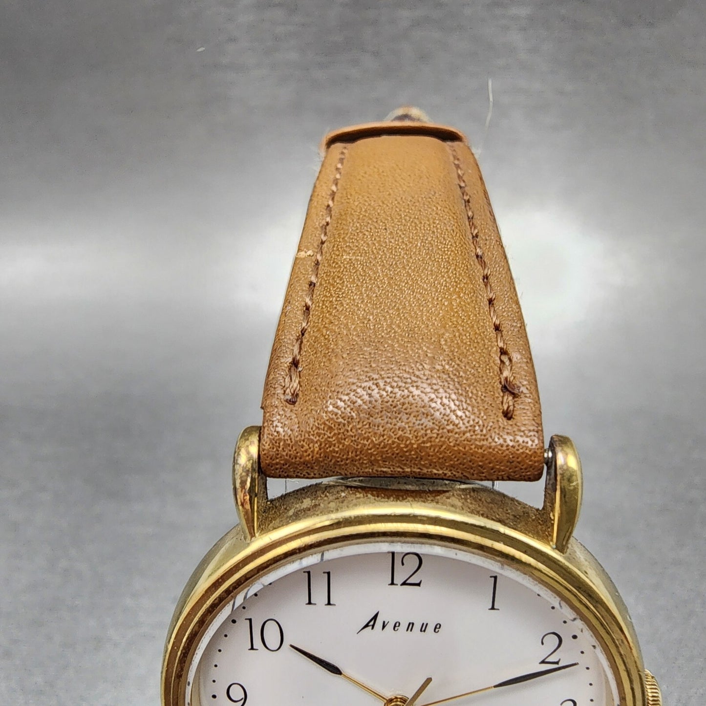 Seiko Avenue Watch Men 32mm White Dial Gold Tone Round 5P31-6A70 New Battery