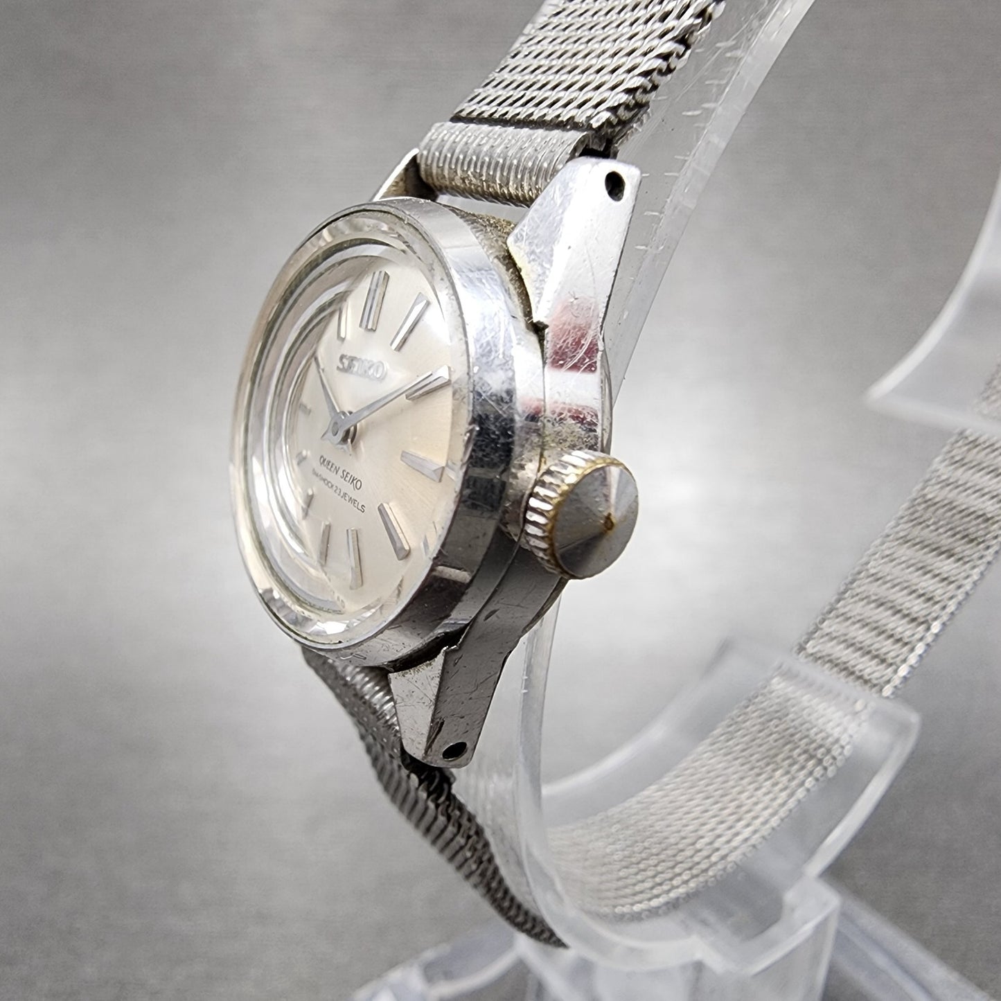 Seiko Queen Seiko Watch Women 19mm White Dial Silver Tone Manual 1020-0010 Runs