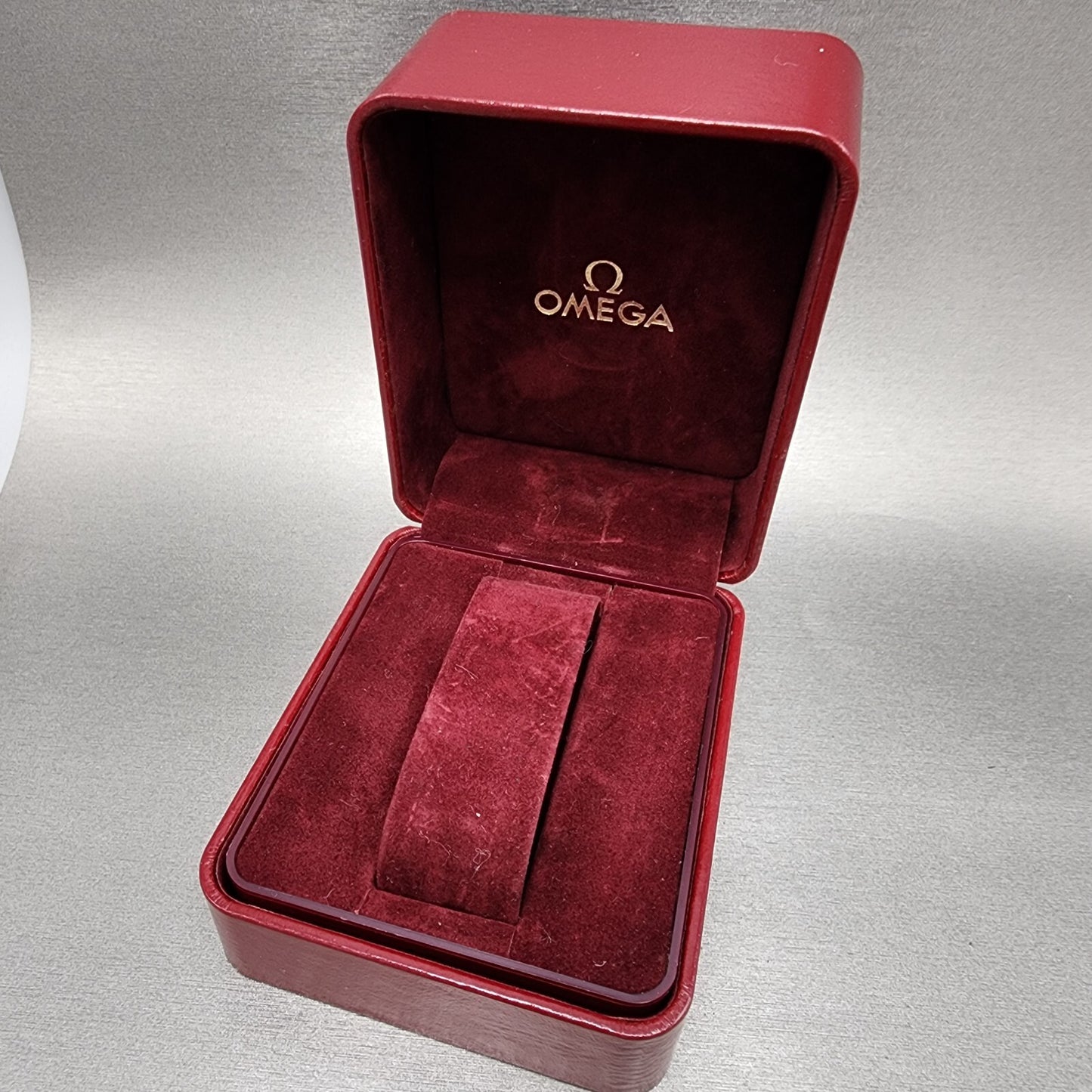 Omega De Ville Watch Men 32mm White Dial Two Tone Round 195.0048 New Battery