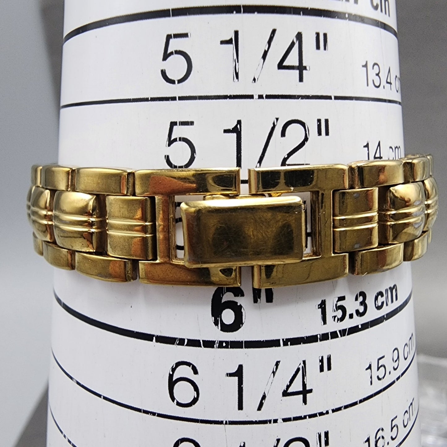 Seiko Watch Women 21mm Black Dial Gold Tone Round V4011111 New Battery10