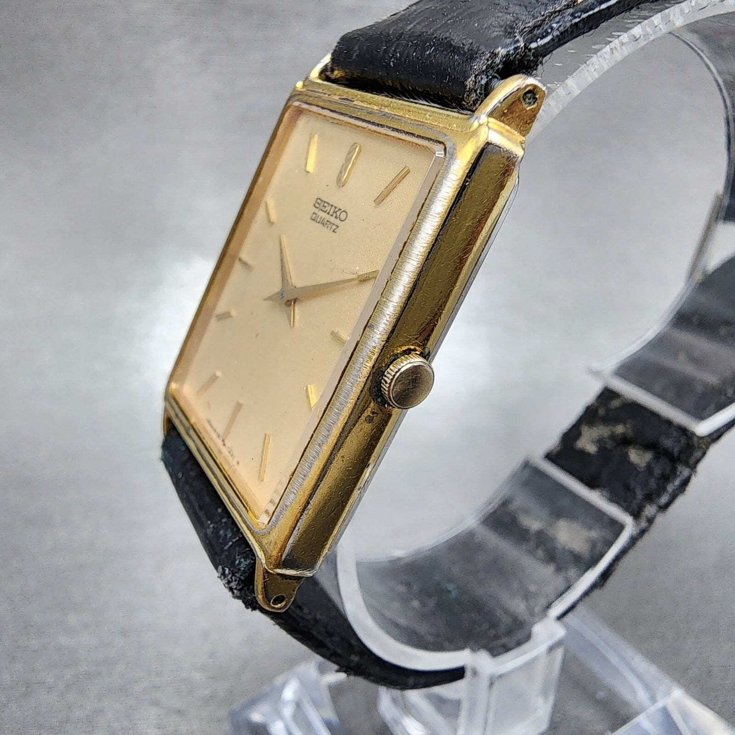 Seiko Tank Watch Men 25mm Champagne Dial Gold Tone 5y30-5a00 New Battery READ!!!