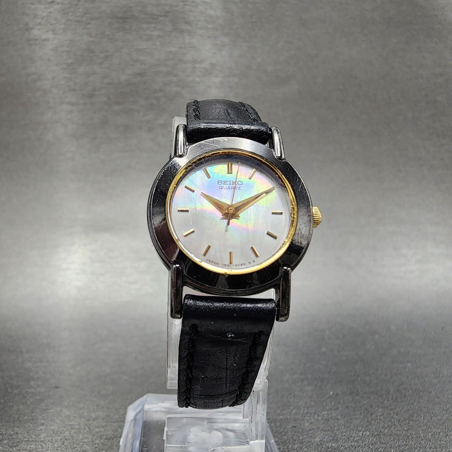 VTG Seiko Watch Women 22mm Silver Dial Black Tone Round 1N01-0A29 New Battery