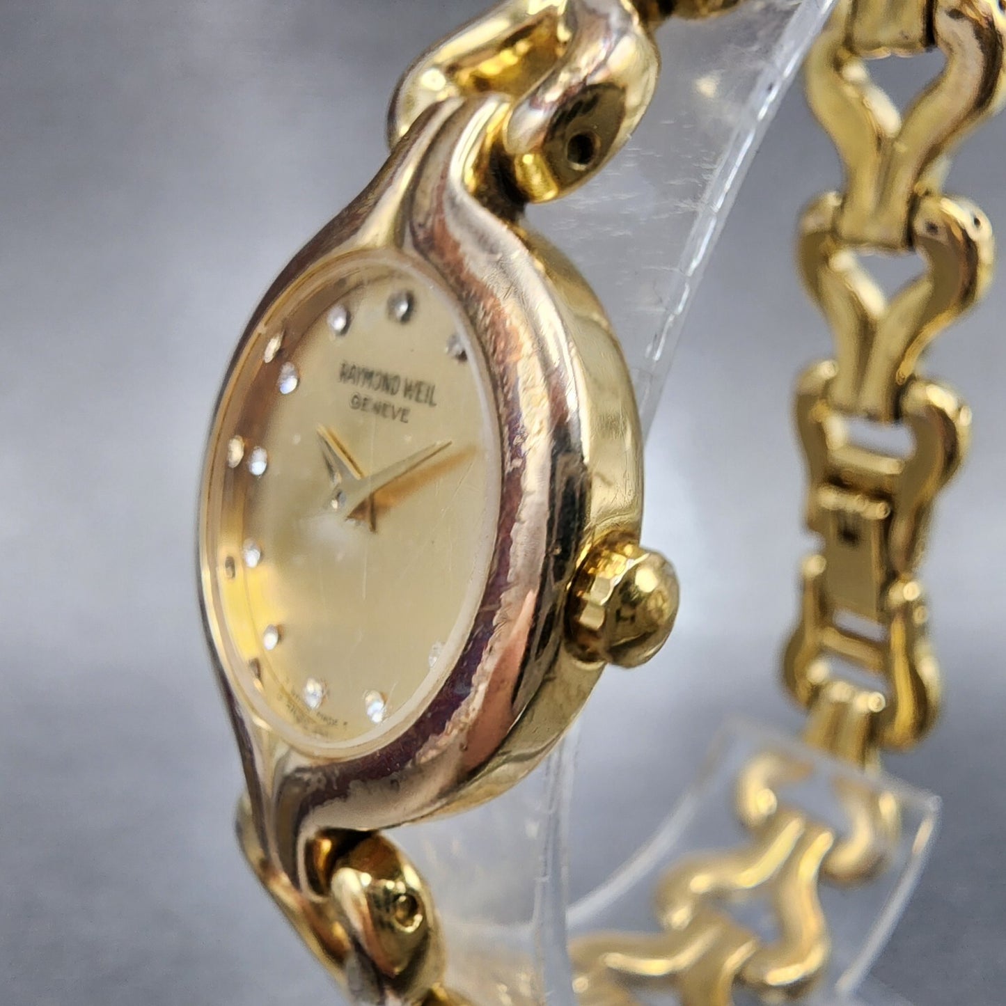 Raymond Weil Watch Women 23mm Gold Dial Gold Plated Round 5878 New Battery