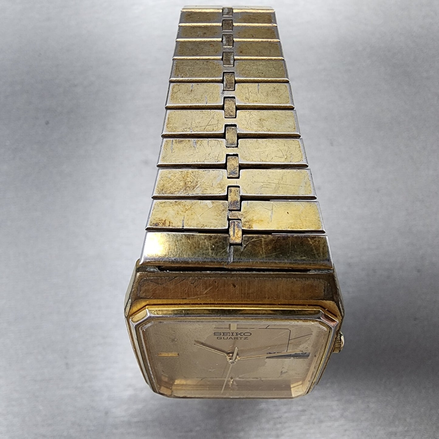 VTG Seiko Watch Men 29mm Gold Dial Gold Tone Daydate Octagon 6533-5039 PARTS