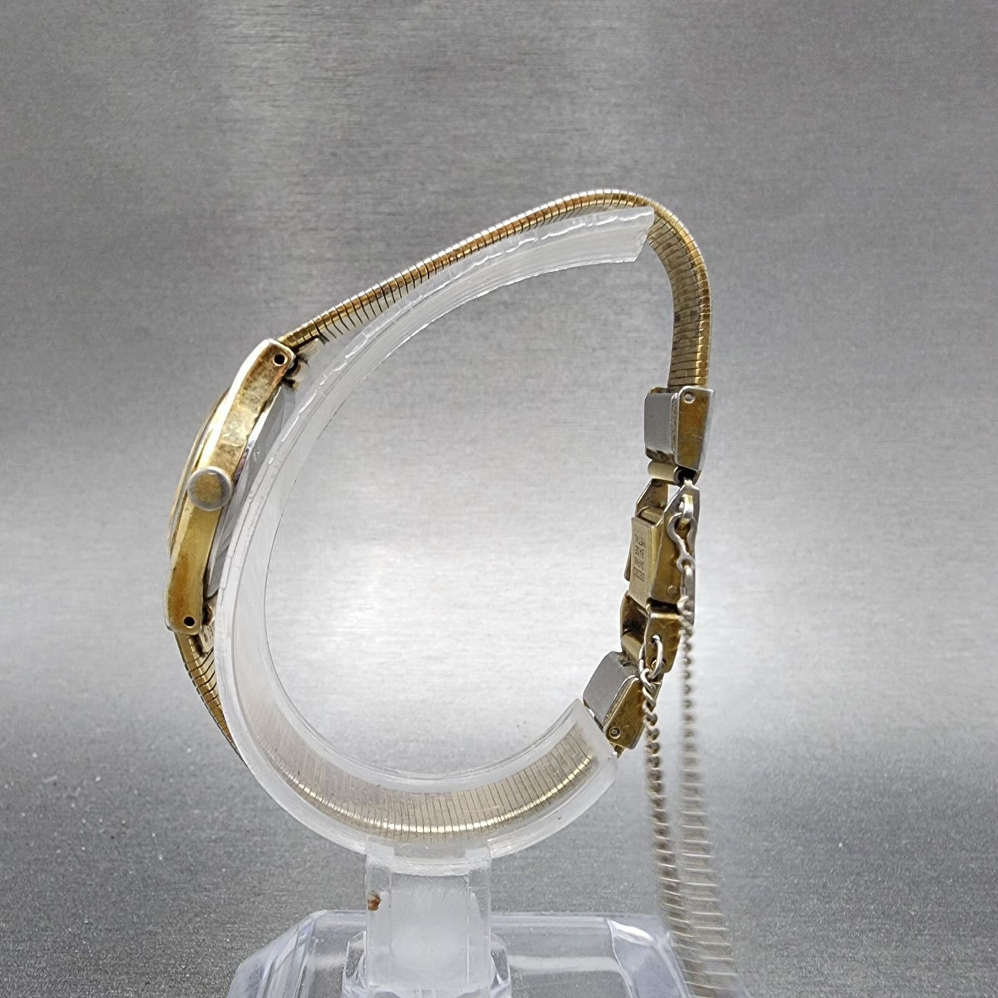 Seiko Watch Women 20mm Gold Dial Gold Tone Round 1400-0039 New Battery