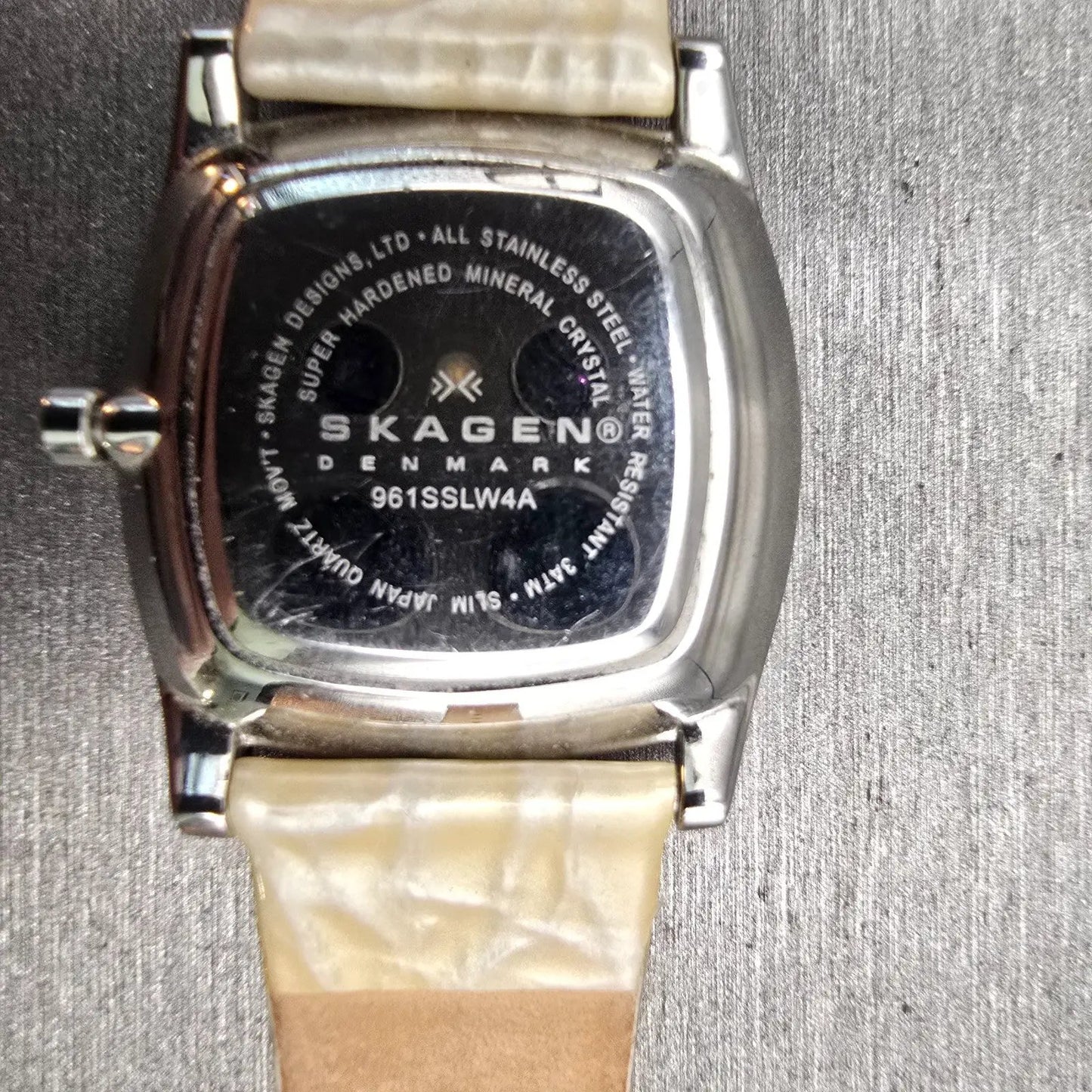Skagen Watch Women 32mm MOP Dial Silver Tone Gemmed 961SSLW4A New Battery10
