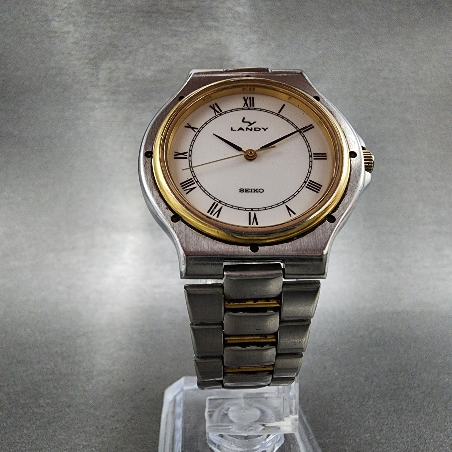 Seiko Landy Watch Men 34mm White Dial Two Tone 5p31-6b00 New Battery