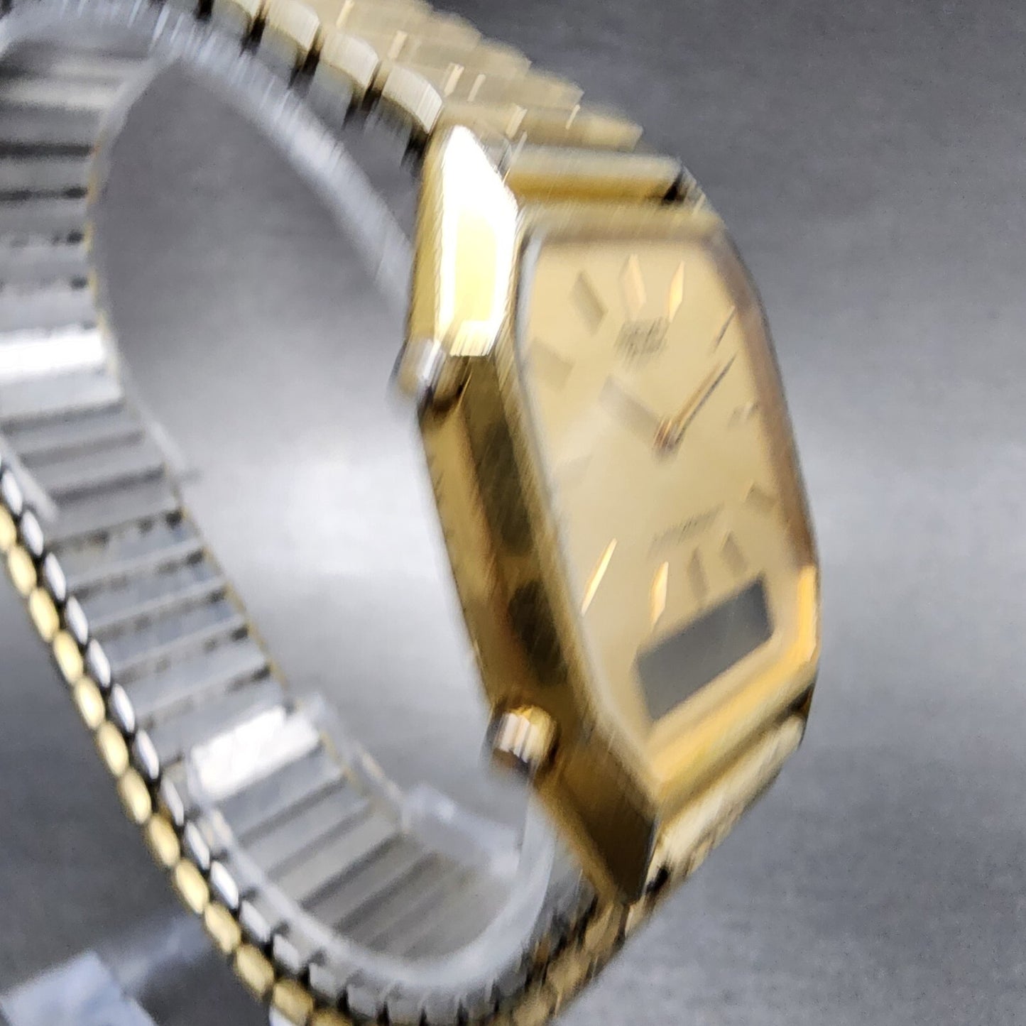 Seiko Analog Digital Watch Men 30mm Gold Dial Gold Tone Rectangle H448-5069 PART