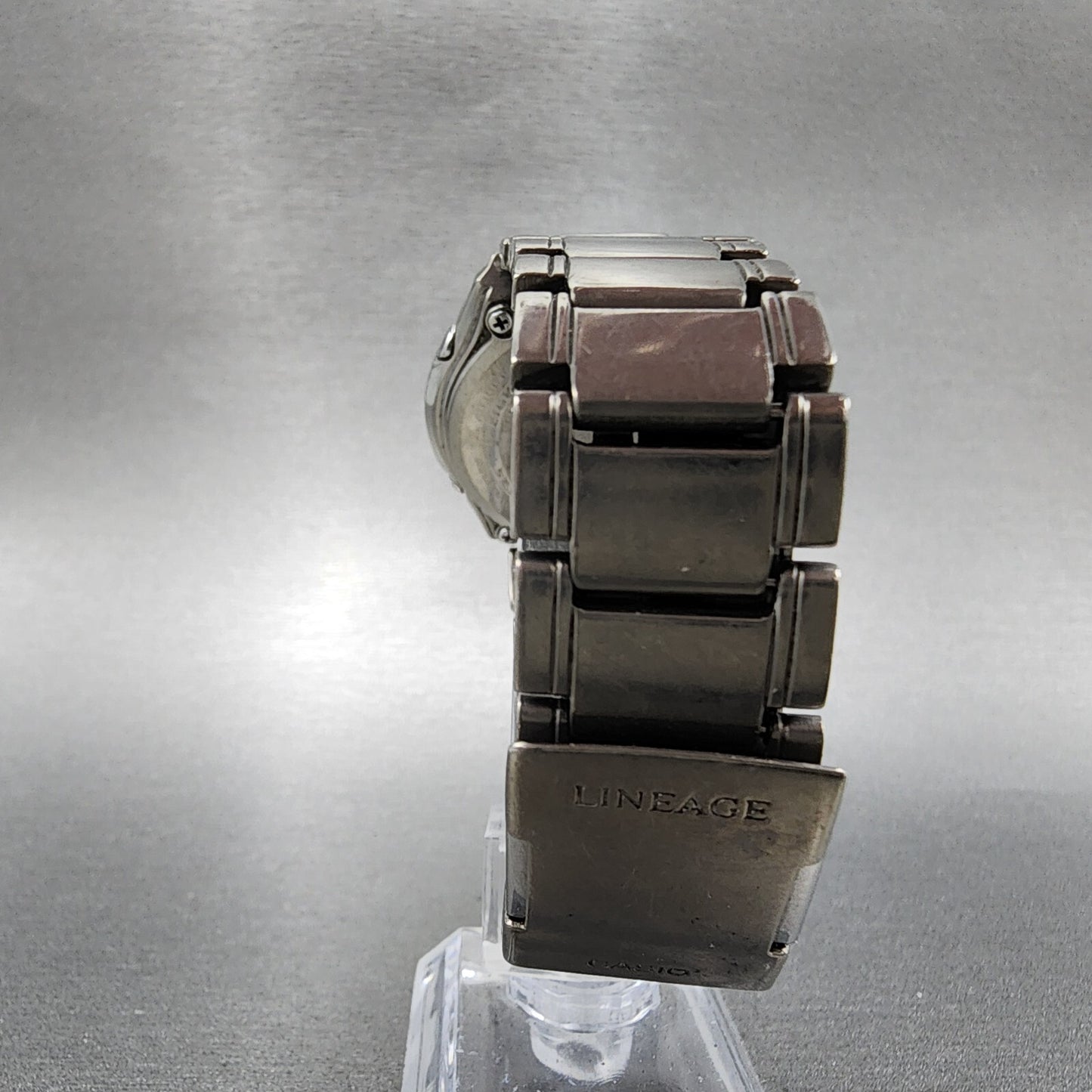 Casio Lineage Watch Men 40mm Gray Dial Tiatainum Tone Date Solar LIW-110t Runs