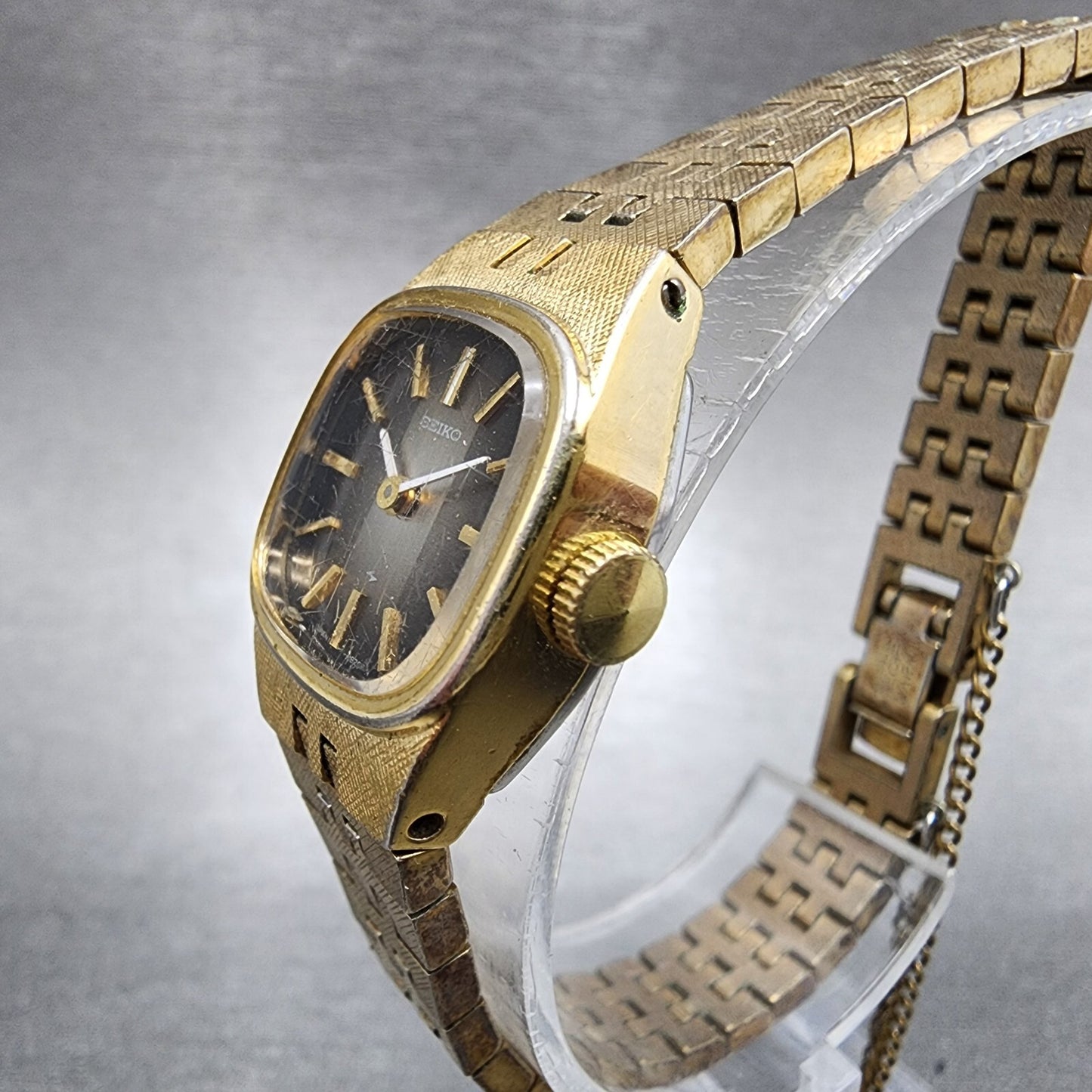 VTG Seiko Watch Women 19mm Brown Dial Gold Tone Rectangle Manual Wind Runs