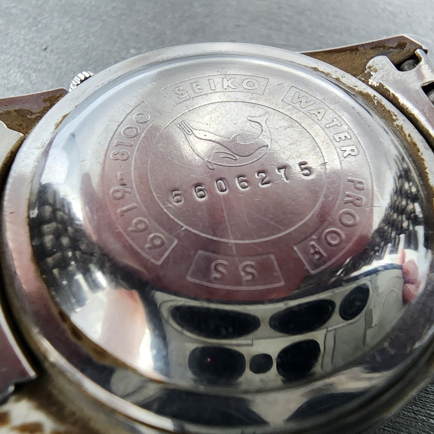 Seiko 5 Sportsmatic Watch Men 37mm Silver Dial Silver Tone Daydate Round Runs
