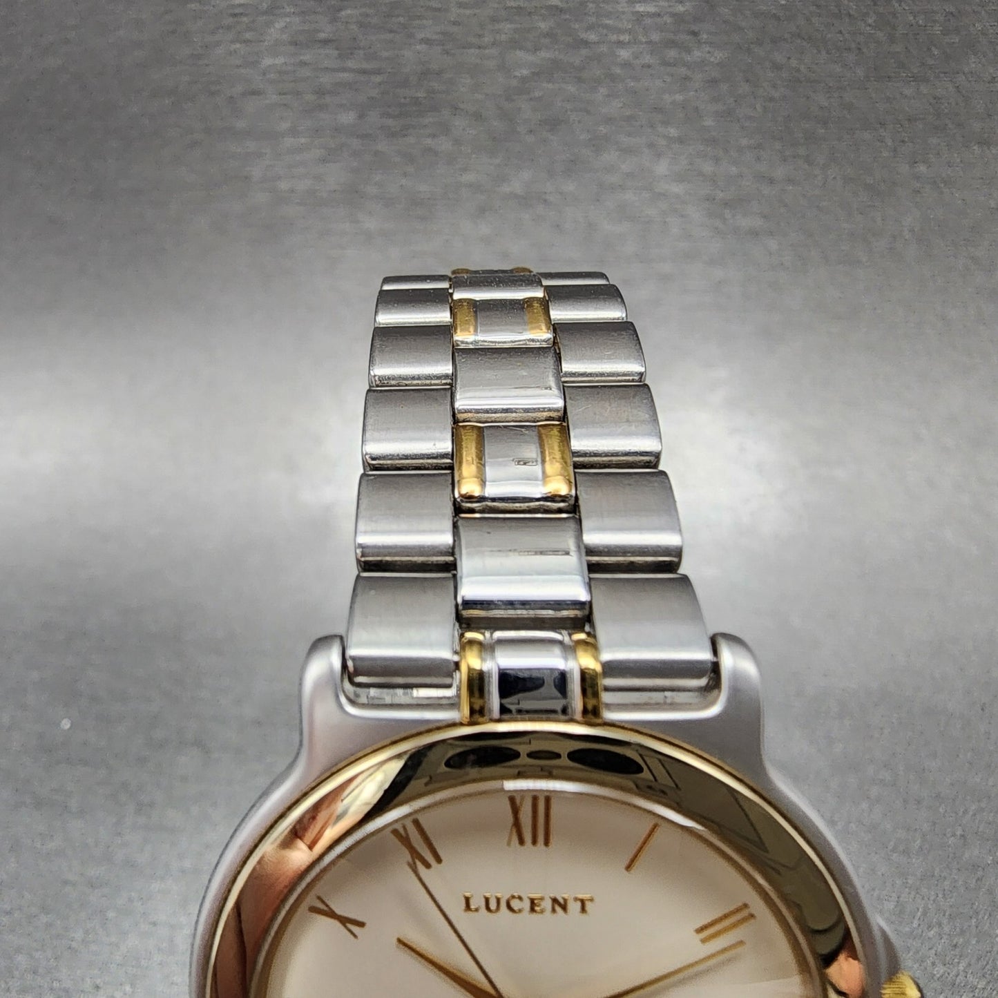 Seiko Lucent Watch Men 31mm Cream Dial Two Tone Round 5E21-6B70 New Battery