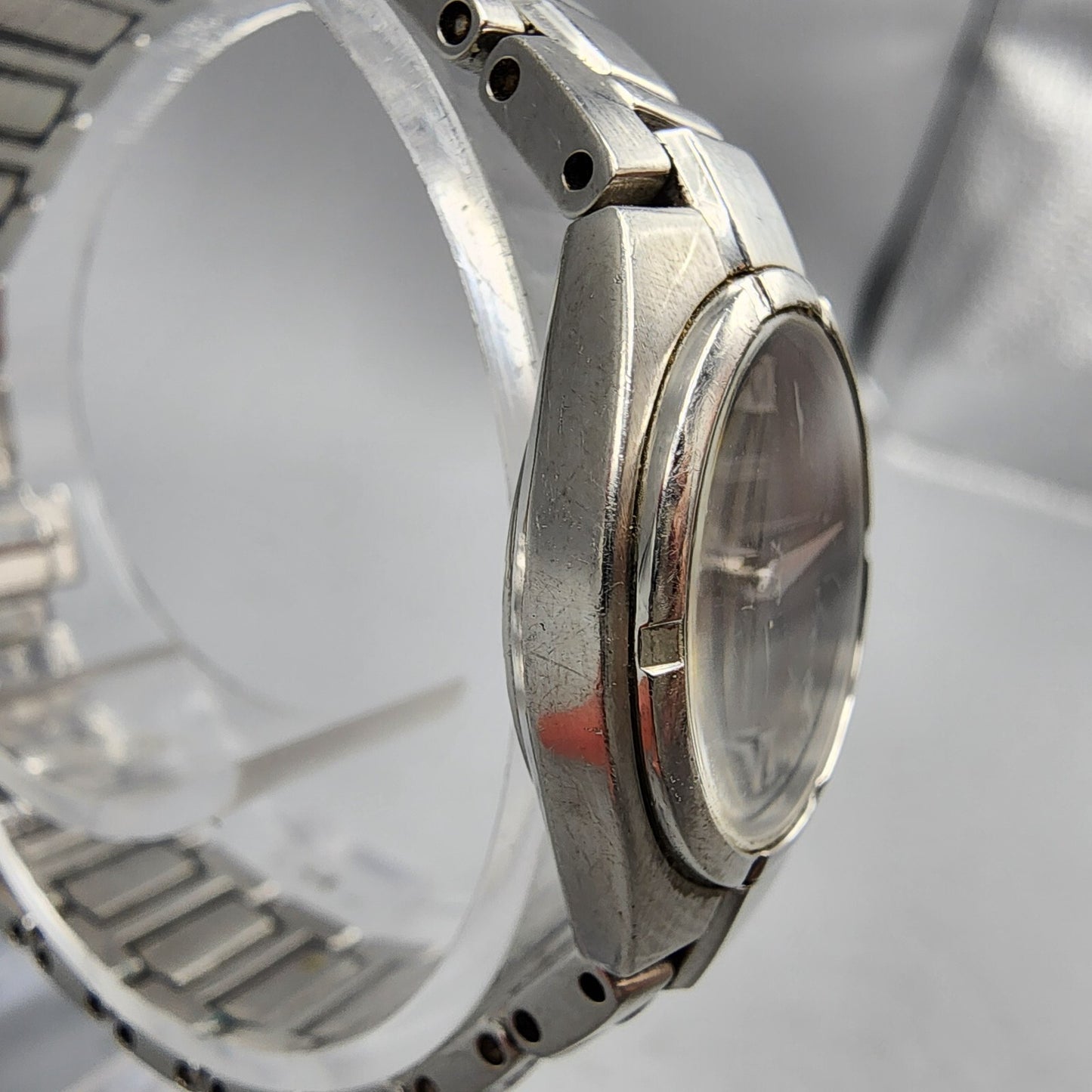 Seiko Watch Women 22mm Black Dial Silver Tone Round 1N00-0LS0 New Battery