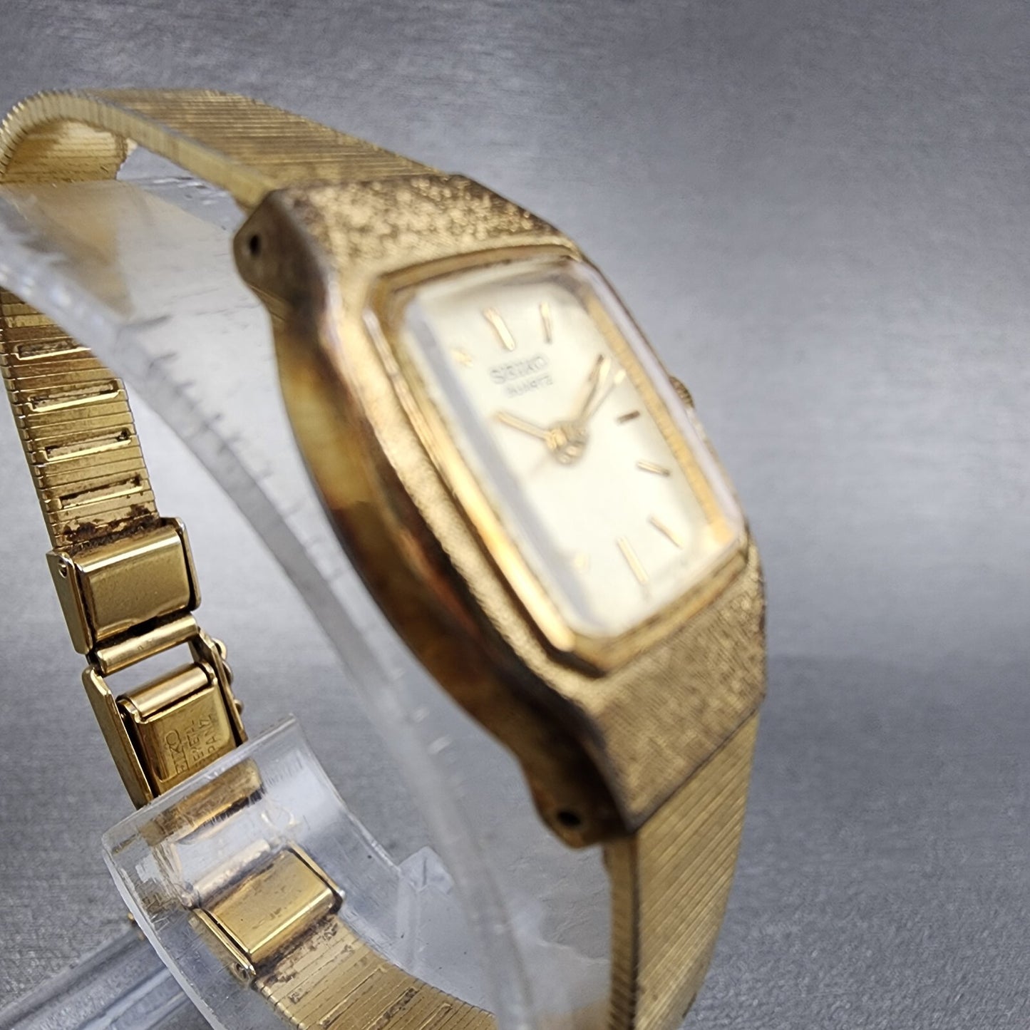 Seiko Watch Women 17mm Cream Dial Gold Tone Rectangle 5421-5029 New Battery