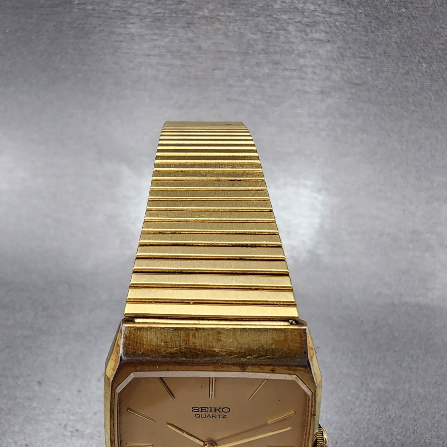 Seiko Tank Watch Men 26mm Gold dial Gold Tone Rectangle 6530-5080 New Battery