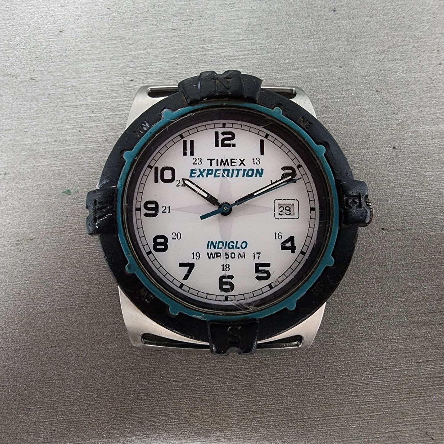 VTG Timex Expedition Watch Men White Dial Silver Tone Date Indiglo 1999 New Batt