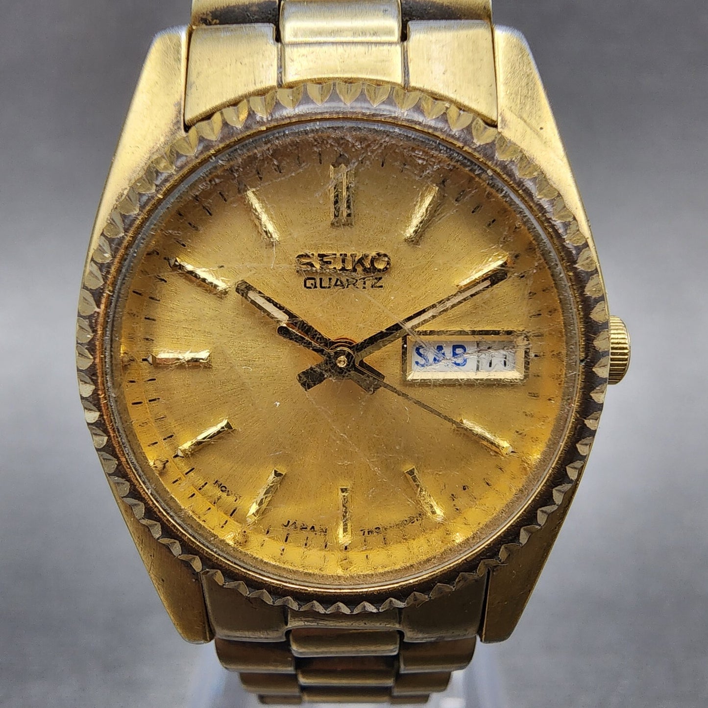 Seiko Watch Women 25mm Gold Dial Gold Tone Daydate Round 7N83-0041 New Battery