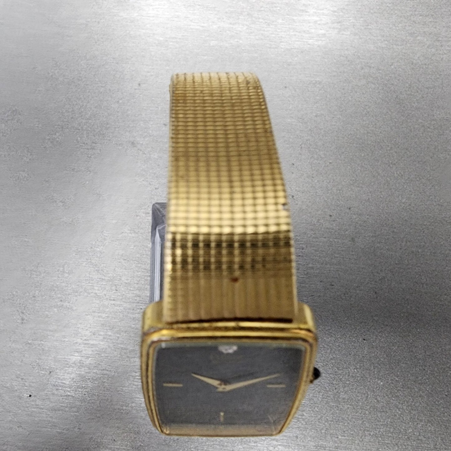 VTG Pulsar Tank Watch Men 24mm Black Dial Gold Tone Rectangle Y100-5689 PARTS