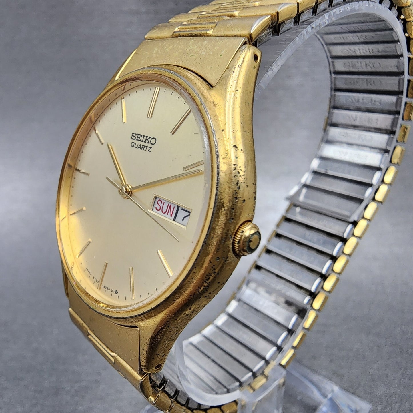 Seiko Watch Men 38mm Champagne Dial Gold Tone Round Daydate 5y23-8039 NewBattery