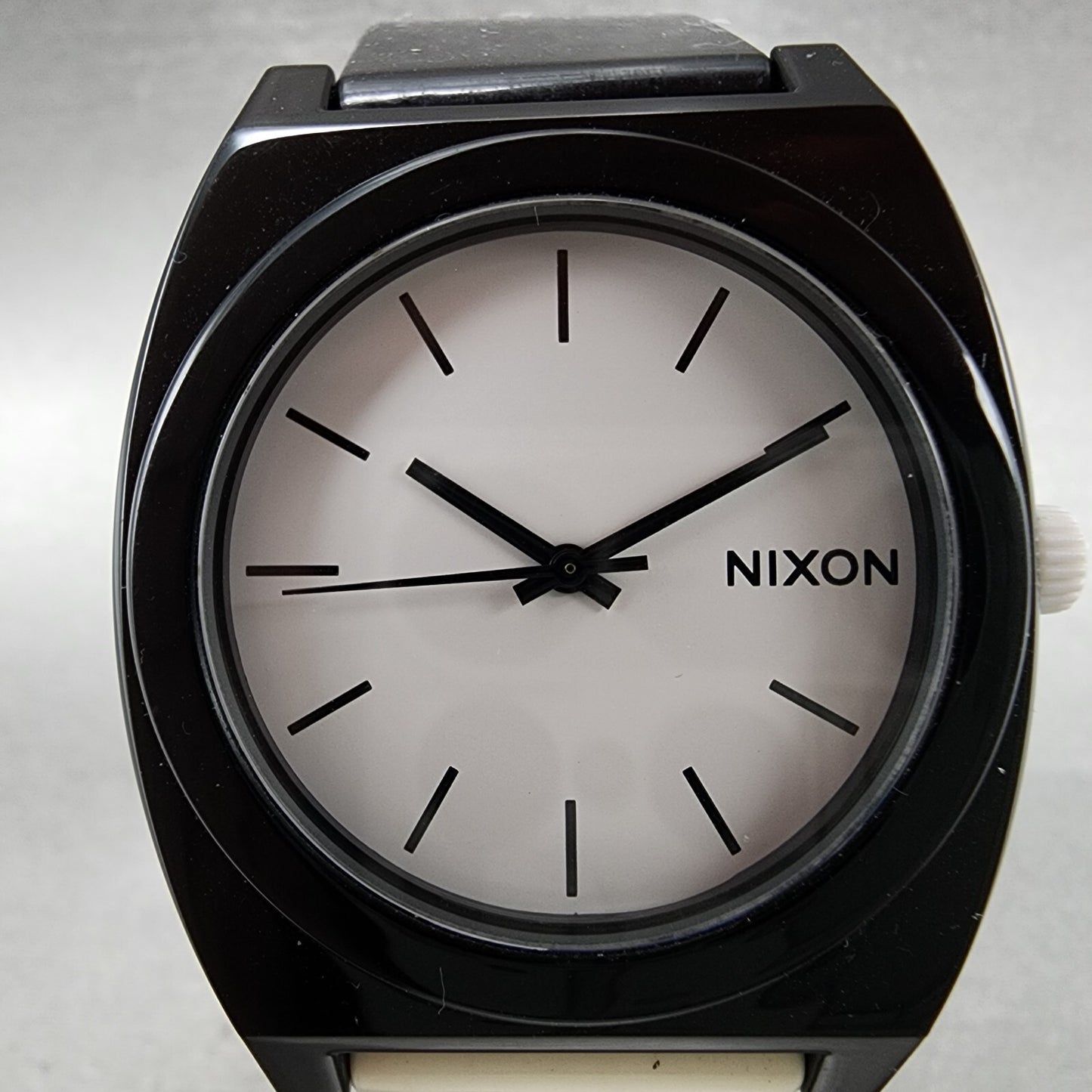 Nixon Time Teller P Watch Men 39mm White Dial Black & White Tone New Battery