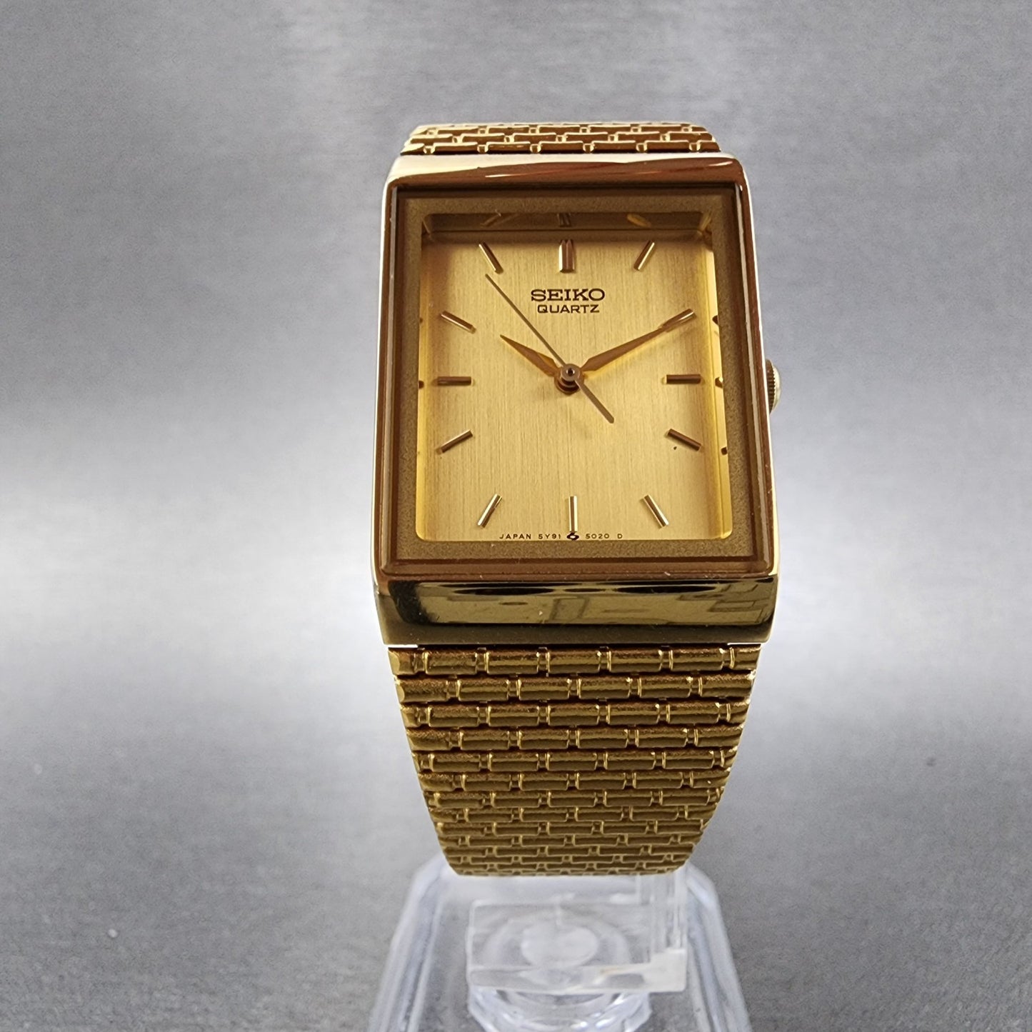Seiko Tank Watch Men 23mm Champagne Dial Gold Tone 5y91-5049 New Battery