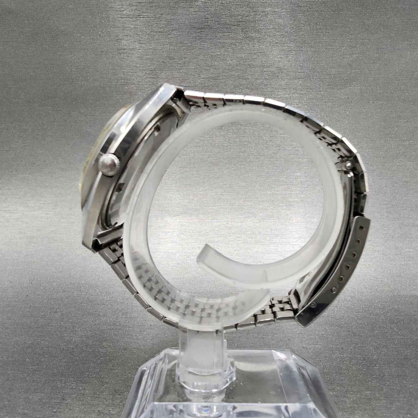 Seiko Lord Matic Watch Men 36mm Silver Dial Silver Tone Daydate 5606-7230 Runs