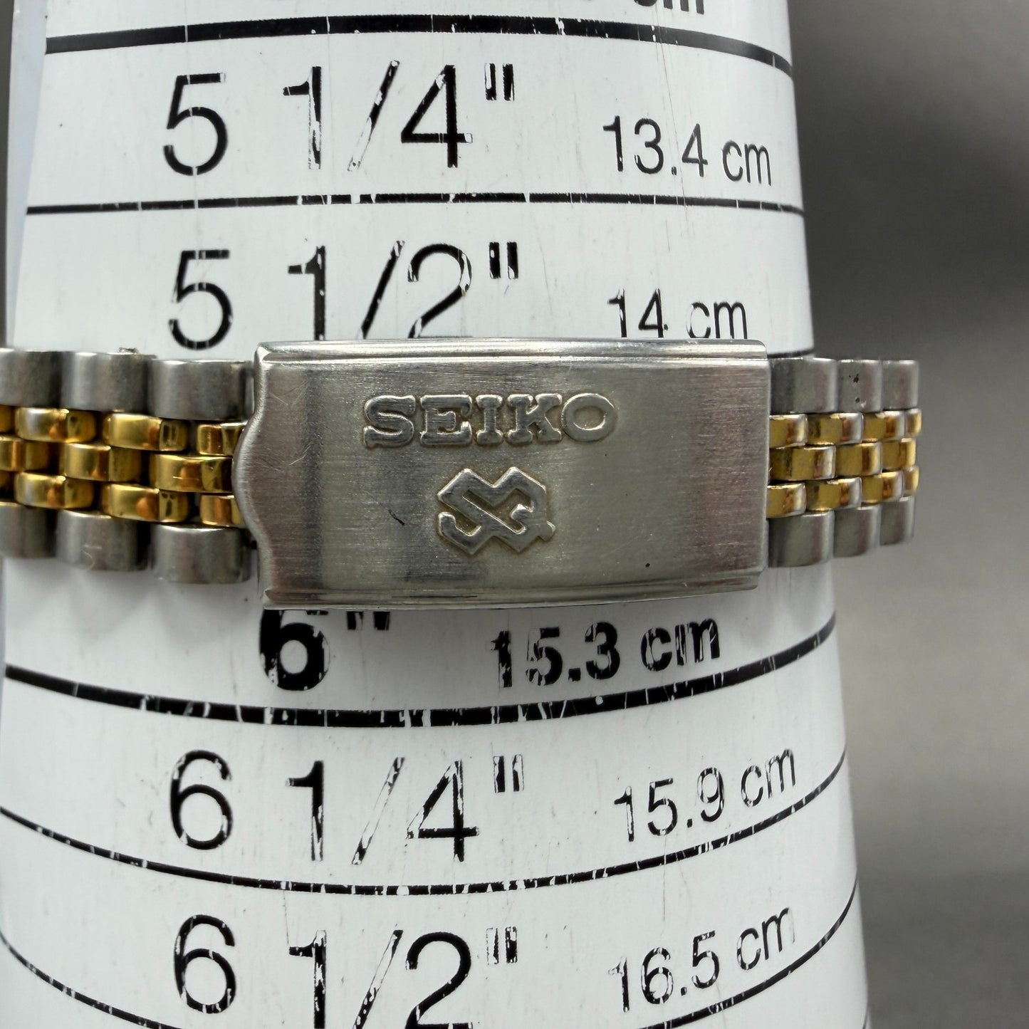 Seiko SQ Watch Women 24mm Gold Dial Two Tone Daydate 3Y03-0169 New Battery ABC10