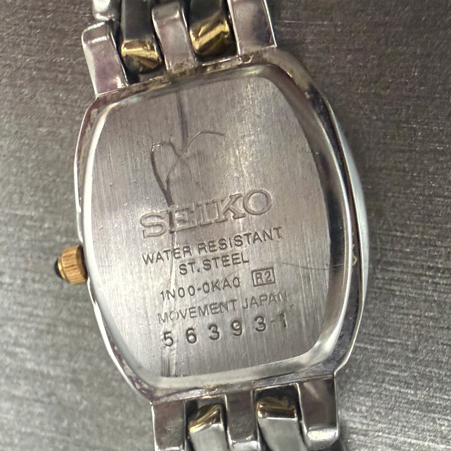 Seiko Watch Women 18mm White Dial Two Tone Oval 1N00-0KA0 New Battery10