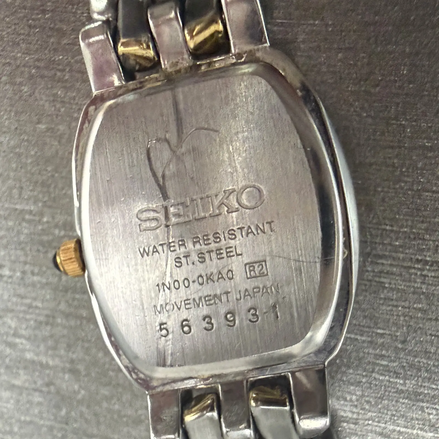 Seiko Watch Women 18mm White Dial Two Tone Oval 1N00-0KA0 New Battery10