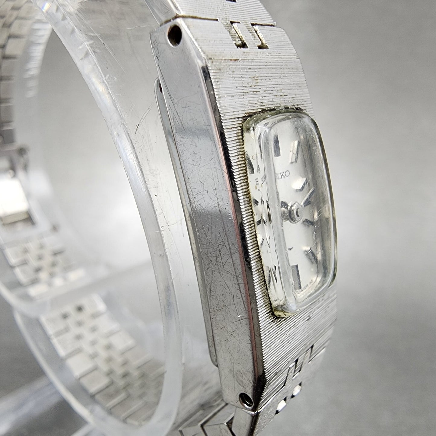 Seiko Tank Watch Women 12mm Silver Dial Silver Tone Rectangle Manual Wind Runs