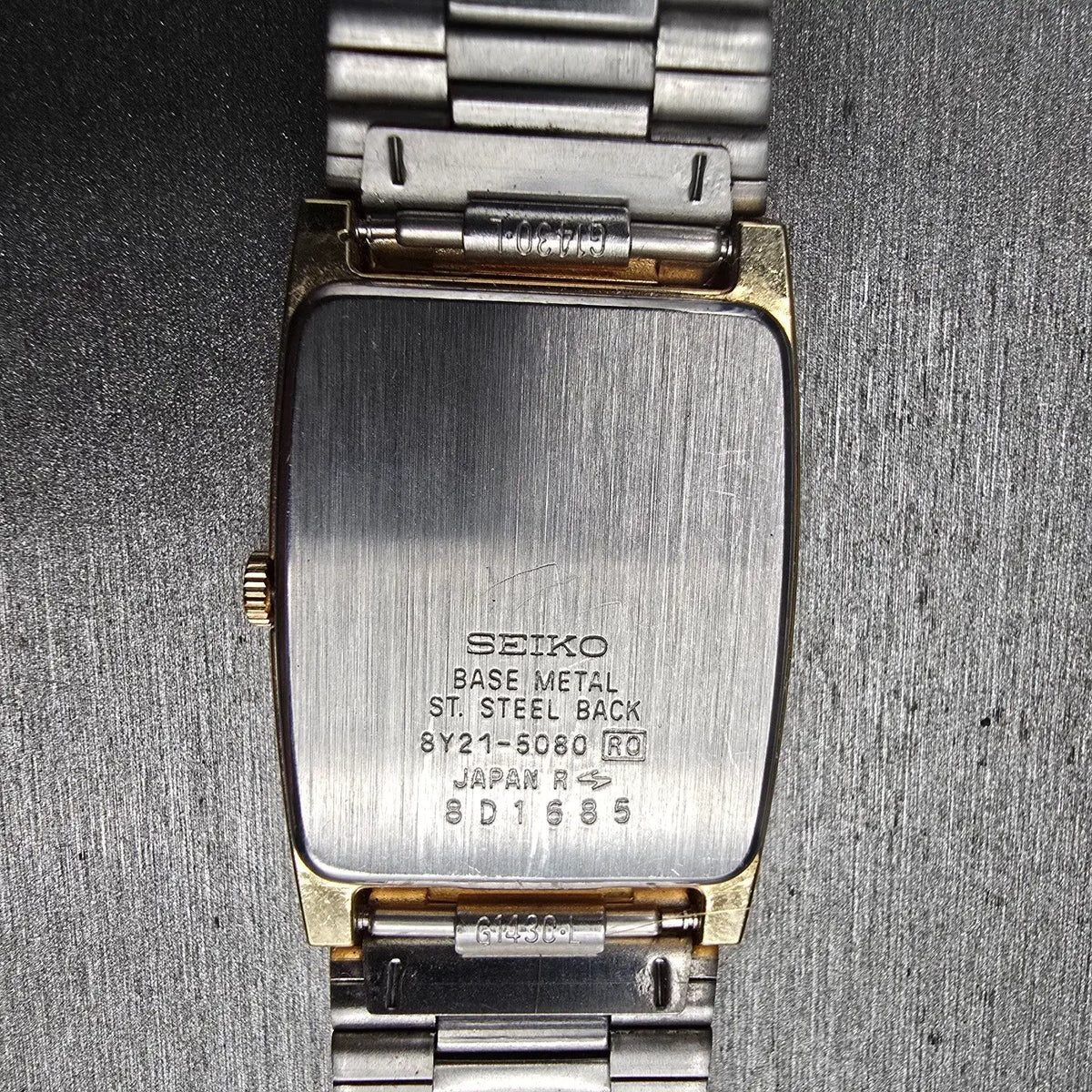 Seiko Watch Men 23mm Gold Dial Gold Tone Rectangle 8Y21-5080 New Battery10