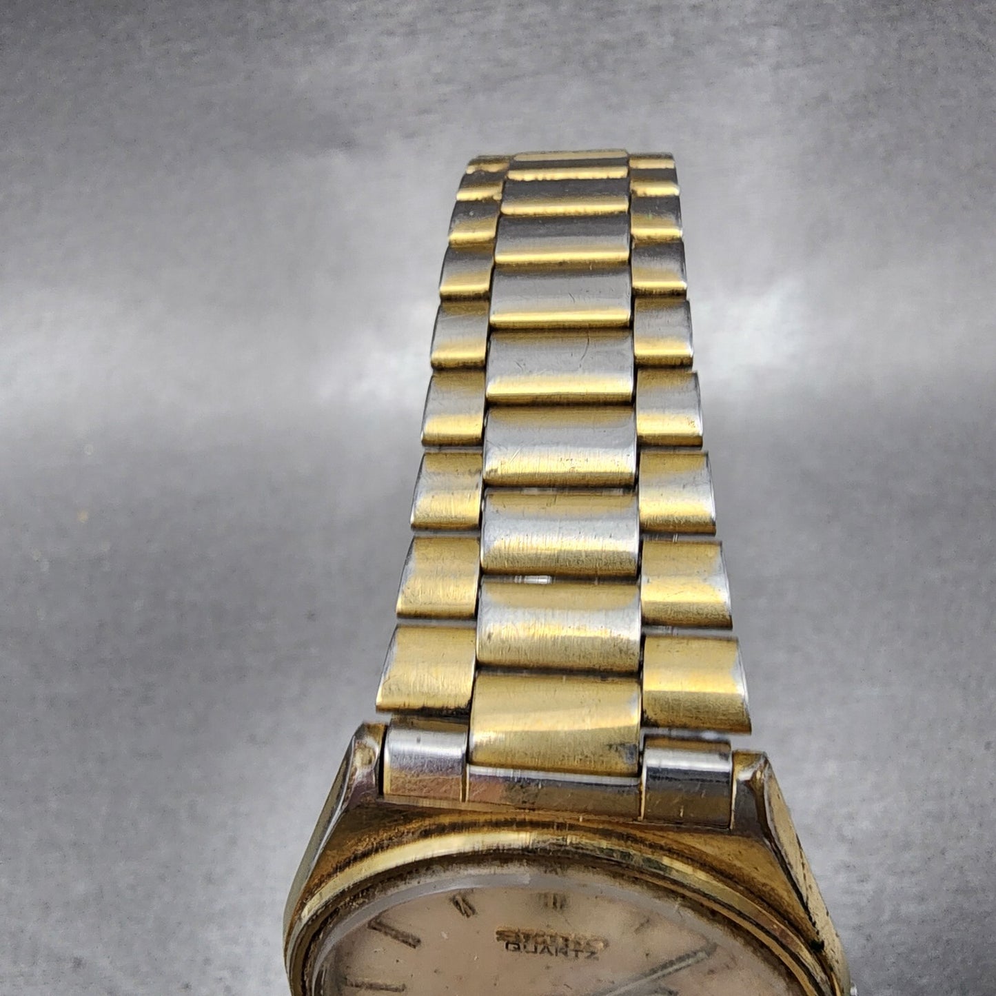Seiko SQ Watch Men 35mm Cream Dial Gold Tone Daydate Round 8123-7239 PARTS