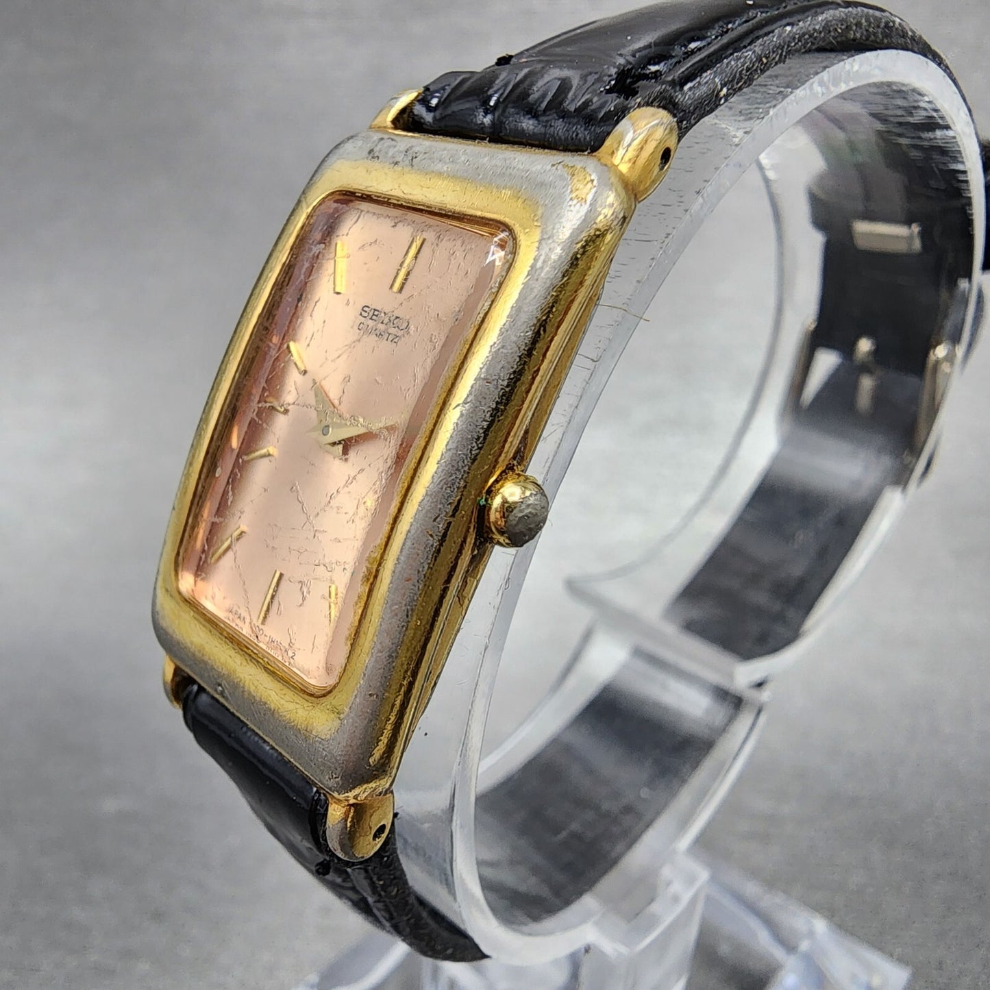 VTG Seiko Tank Watch Women 17mm Pink Dial Gold Tone Rectangle 1N00-5C99 New Batt